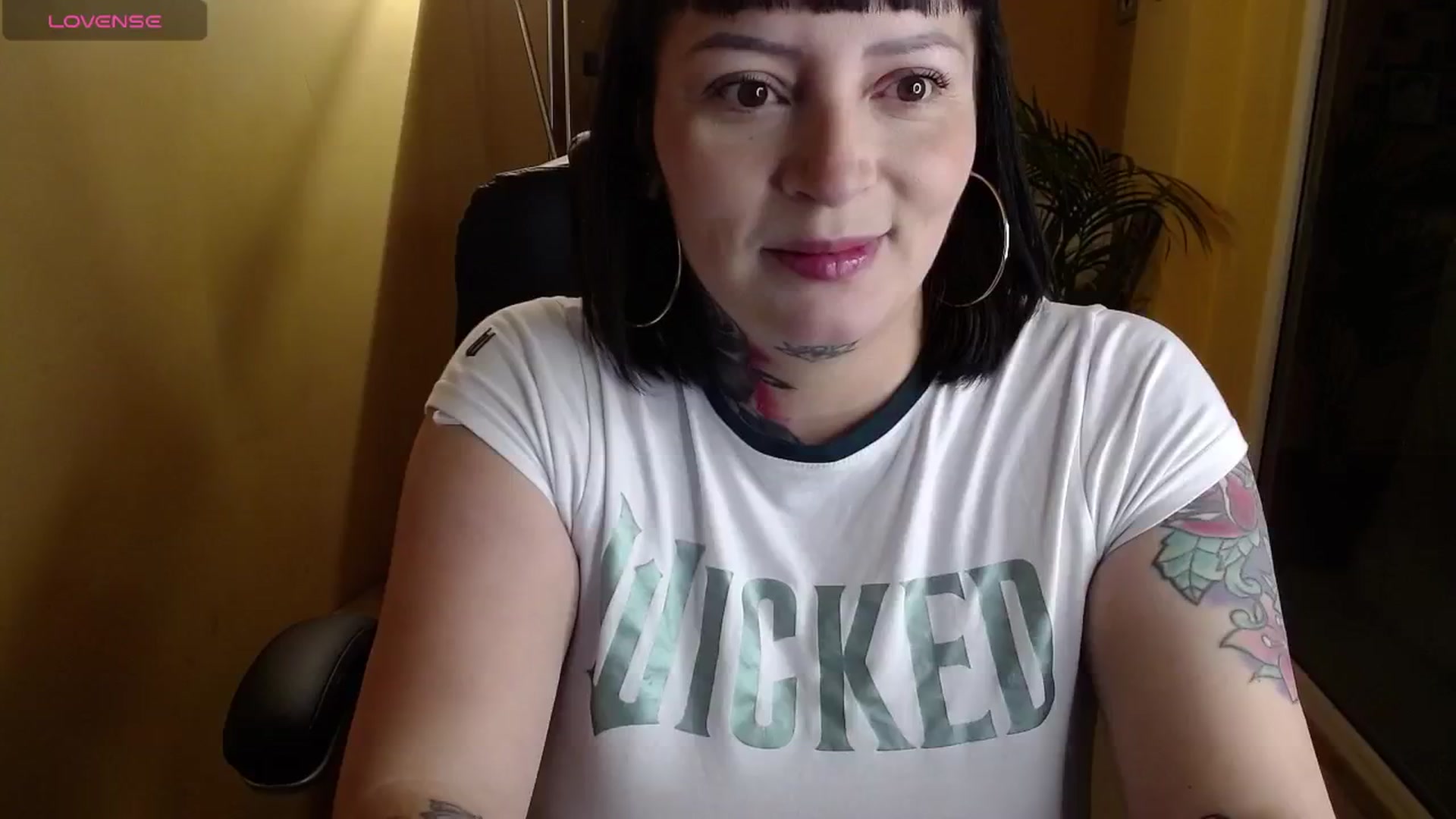 Gallery image thumbnail from Catabrown's myfreecams stream on, 01/10/2025, 16:26 image 20 of 20