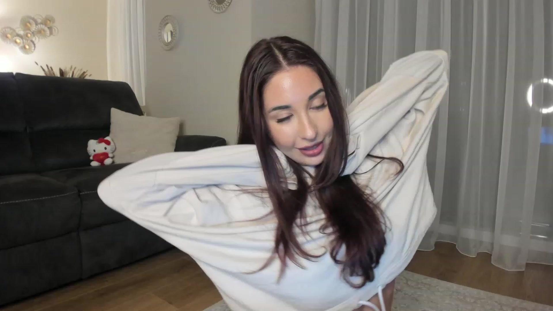 Gallery image thumbnail from Cataleya's myfreecams stream on, 11/15/2023, 24:17 image 18 of 20