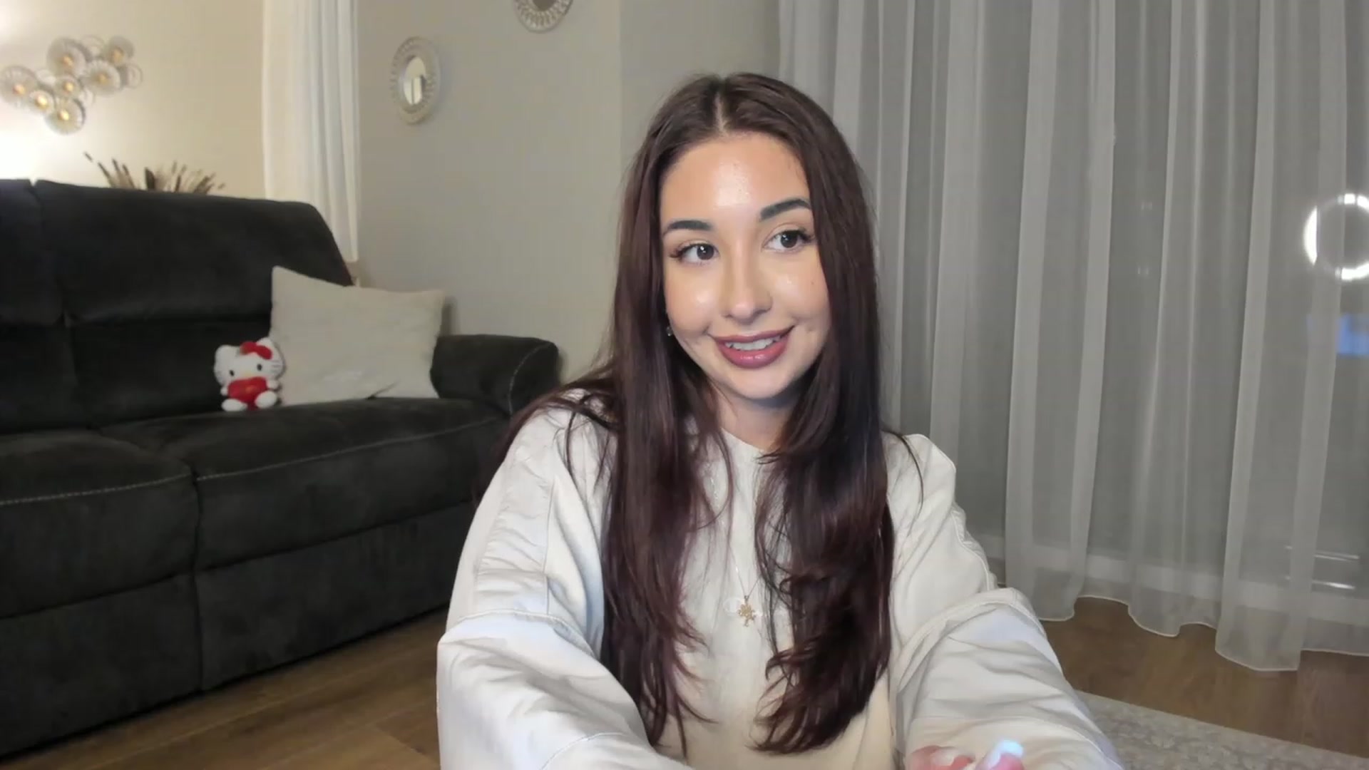 Gallery image thumbnail from Cataleya's myfreecams stream on, 11/15/2023, 24:17 image 19 of 20