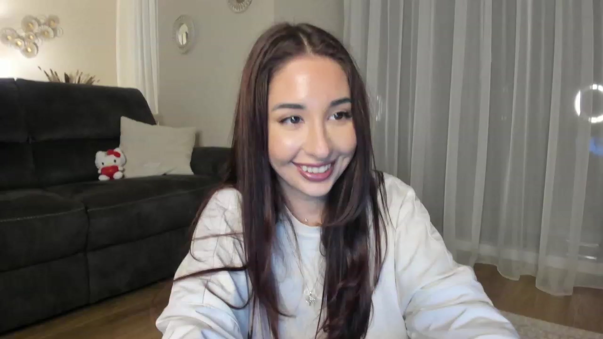 Gallery image thumbnail from Cataleya's myfreecams stream on, 11/15/2023, 24:17 image 15 of 20