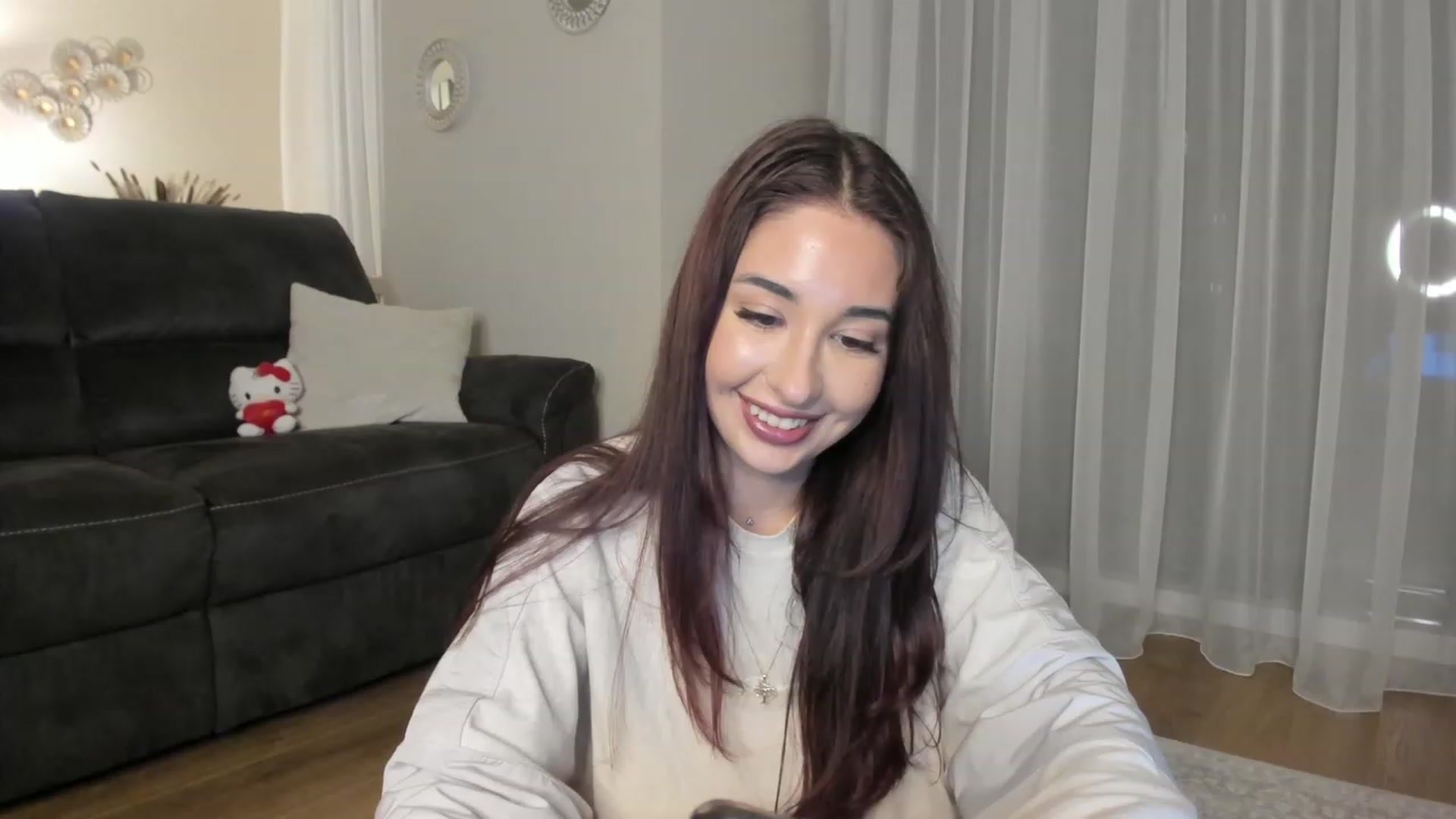 Gallery image thumbnail from Cataleya's myfreecams stream on, 11/15/2023, 24:17 image 14 of 20