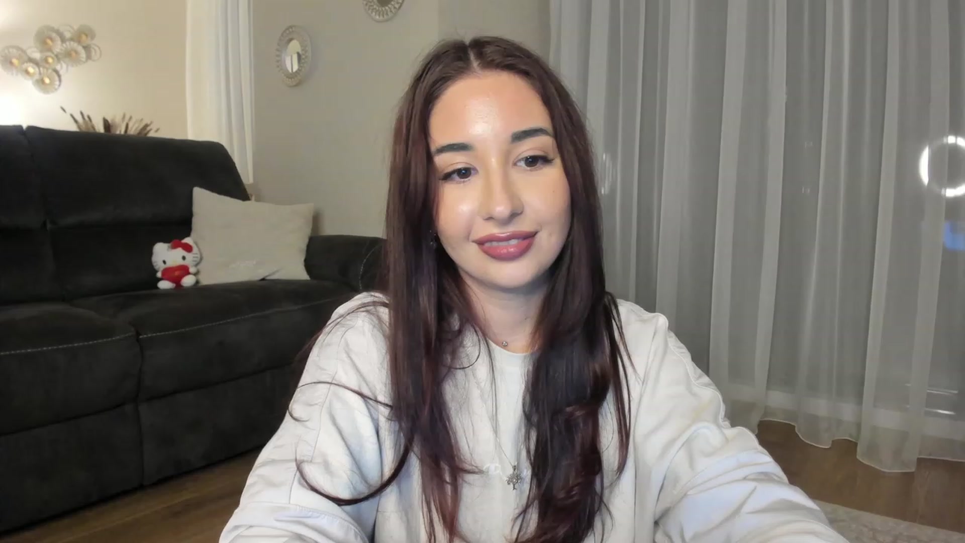 Gallery image thumbnail from Cataleya's myfreecams stream on, 11/15/2023, 24:17 image 17 of 20