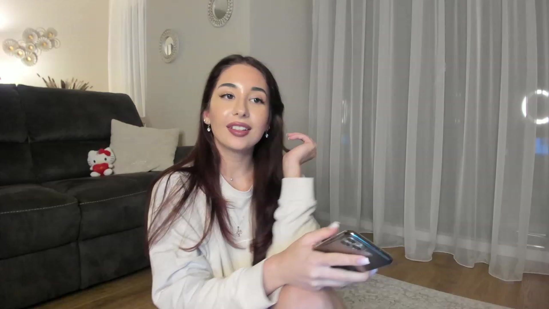 Gallery image thumbnail from Cataleya's myfreecams stream on, 11/15/2023, 24:17 image 1 of 20
