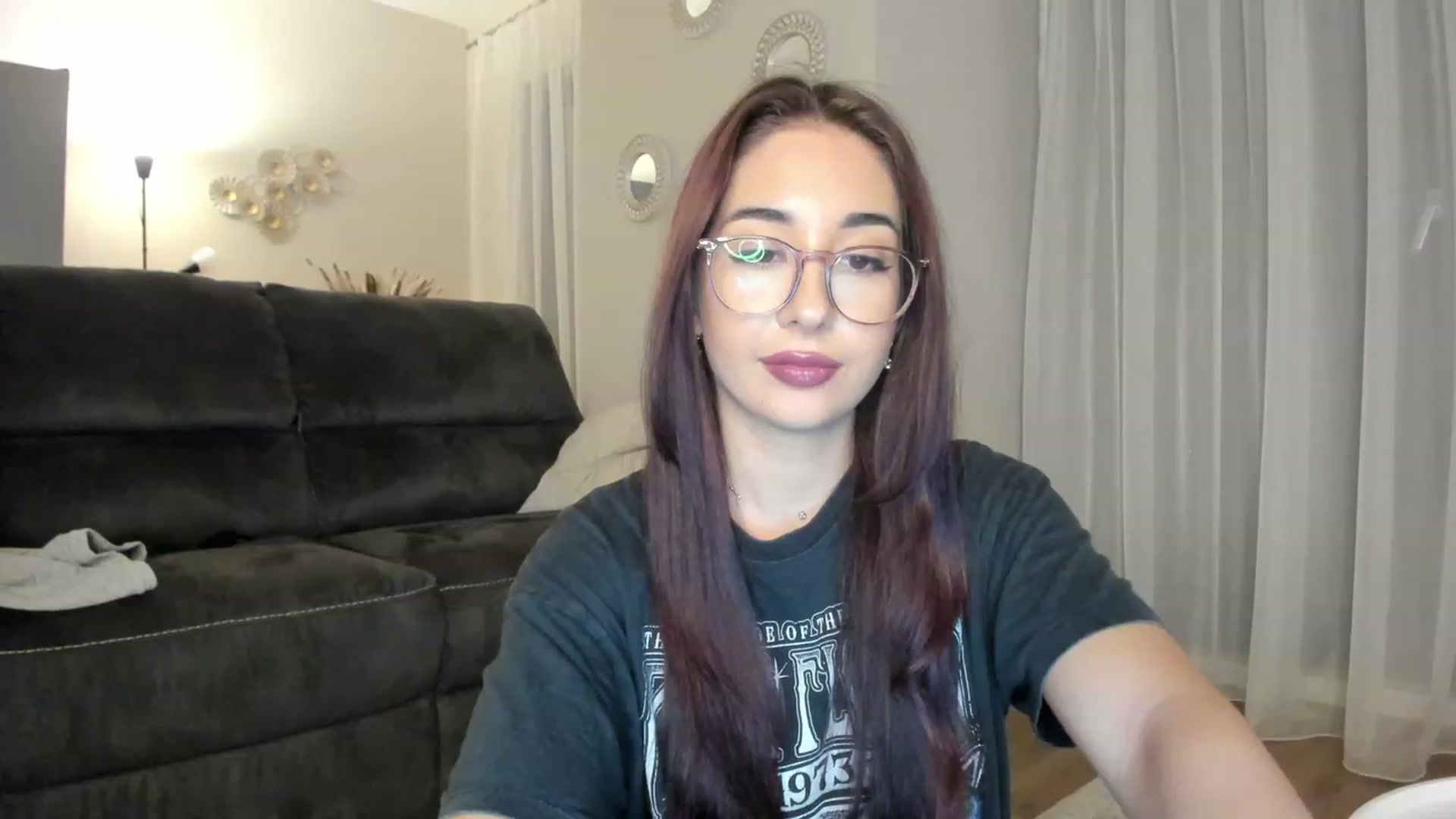 Gallery image thumbnail from Cataleya's myfreecams stream on, 11/20/2023, 24:02 image 15 of 20