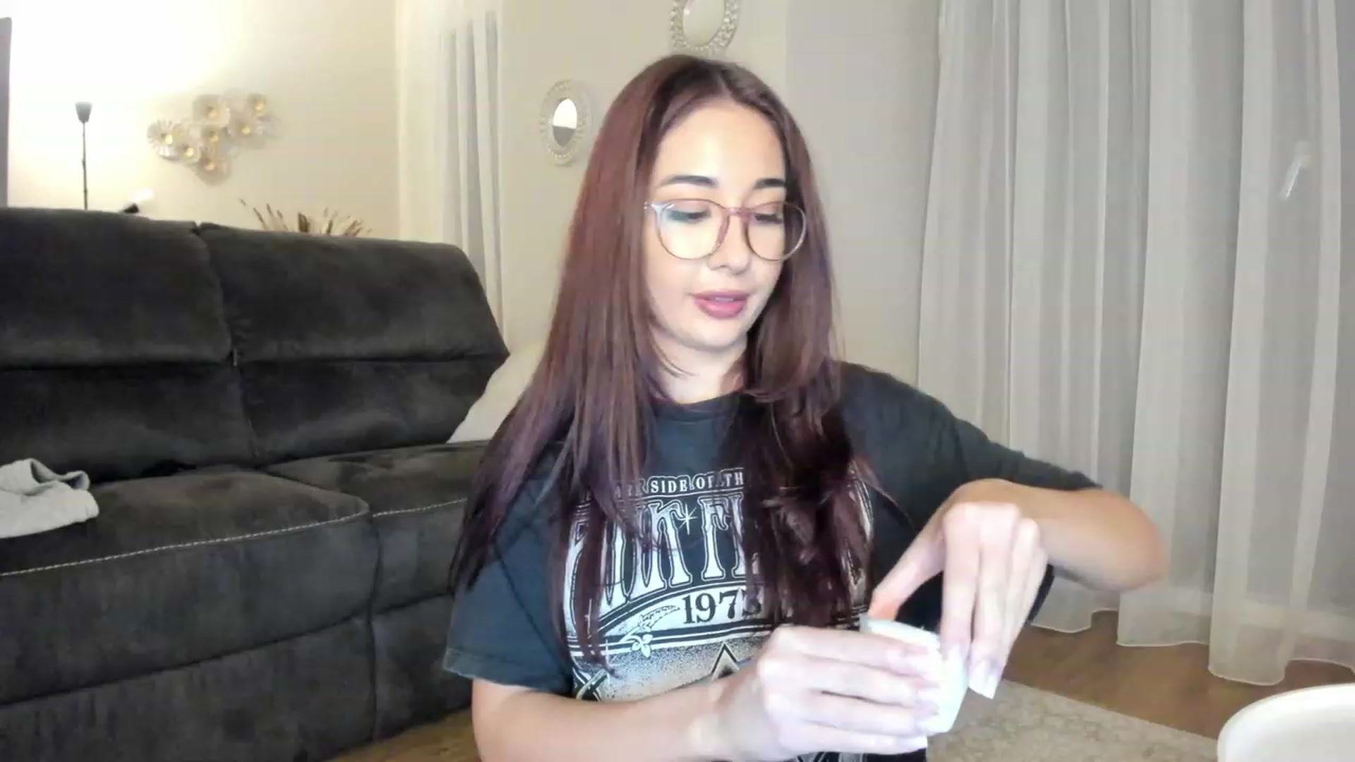 Gallery image thumbnail from Cataleya's myfreecams stream on, 11/20/2023, 24:02 image 11 of 20