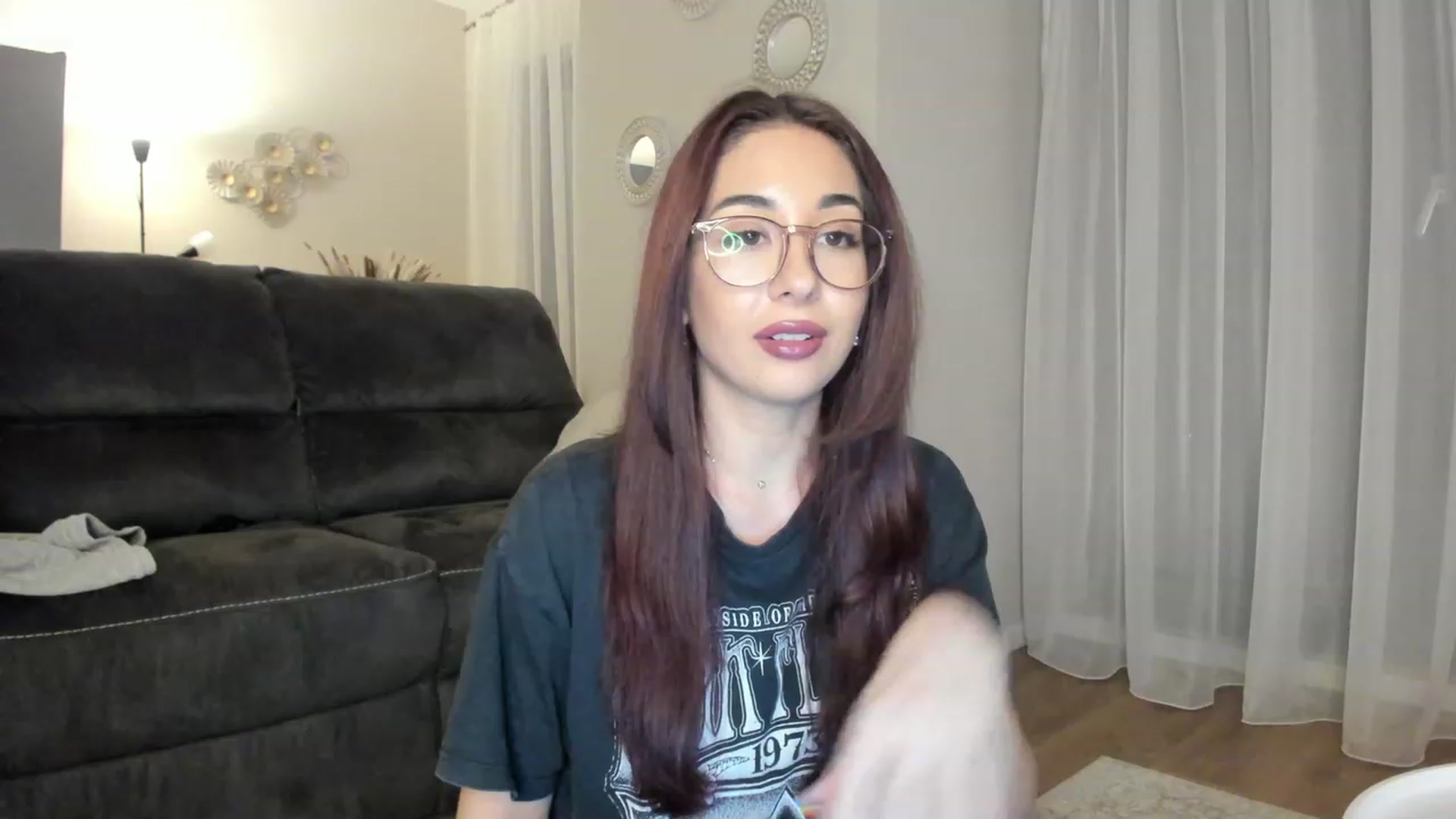 Gallery image thumbnail from Cataleya's myfreecams stream on, 11/20/2023, 24:02 image 17 of 20