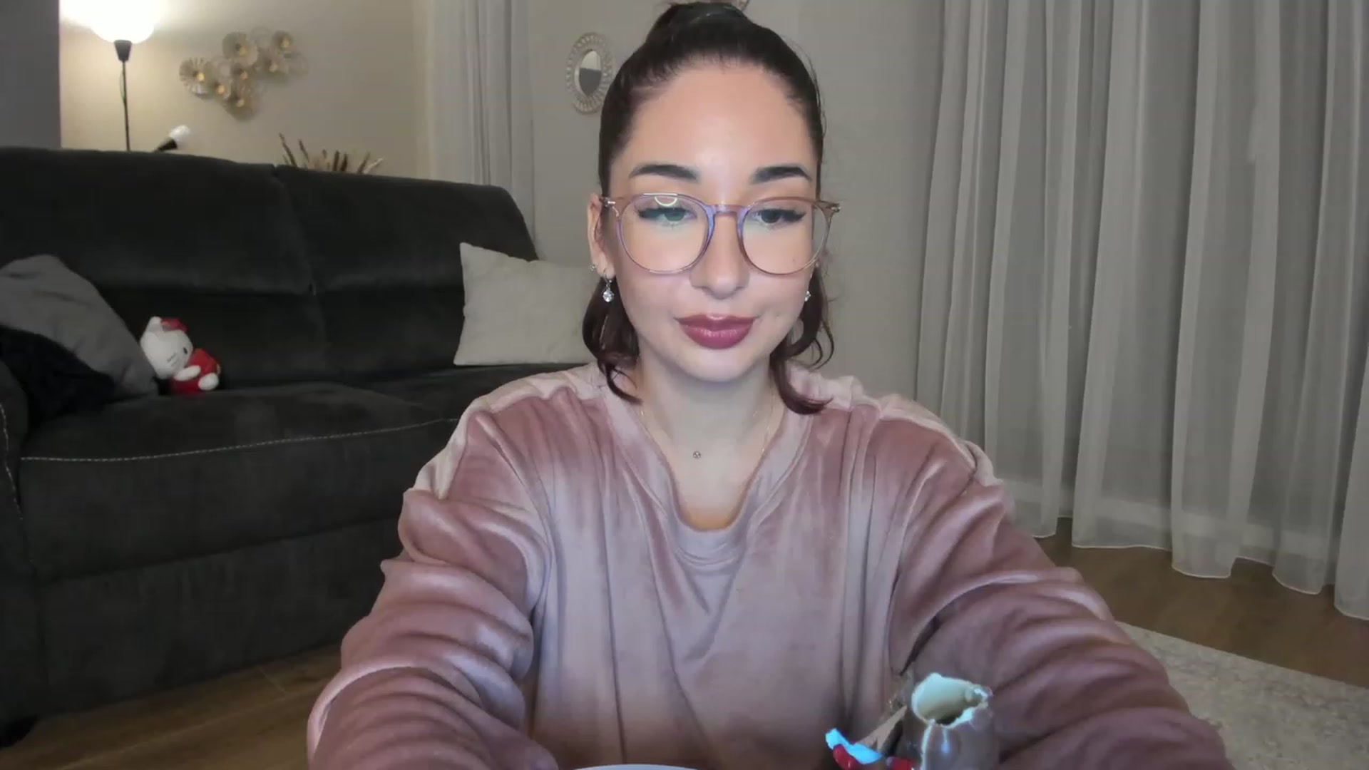 Gallery image thumbnail from Cataleya's myfreecams stream on, 11/29/2023, 23:35 image 18 of 20