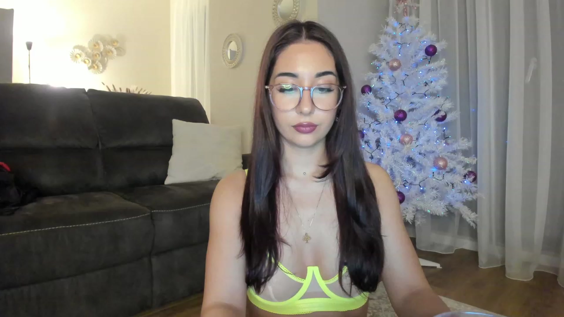 Gallery image thumbnail from Cataleya's myfreecams stream on, 12/09/2023, 21:43 image 2 of 20