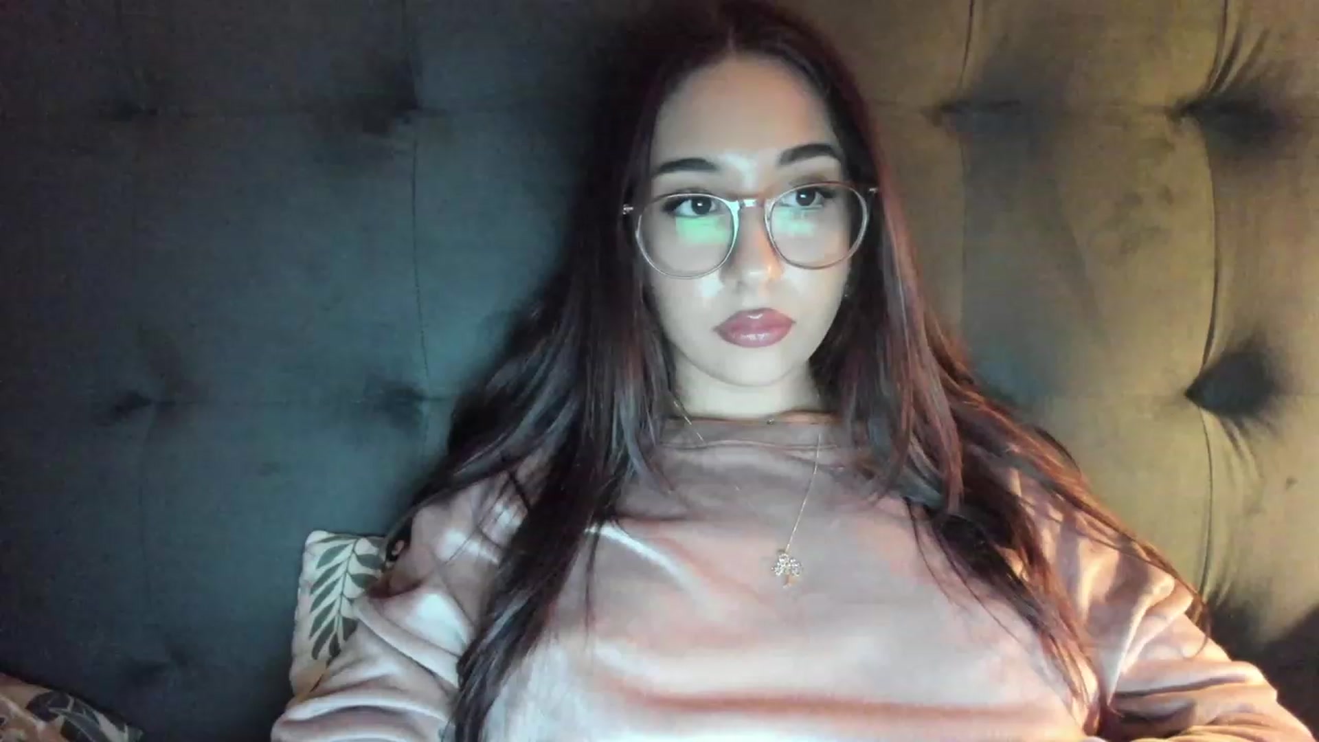 Gallery image thumbnail from Cataleya's myfreecams stream on, 12/16/2023, 24:24 image 15 of 20