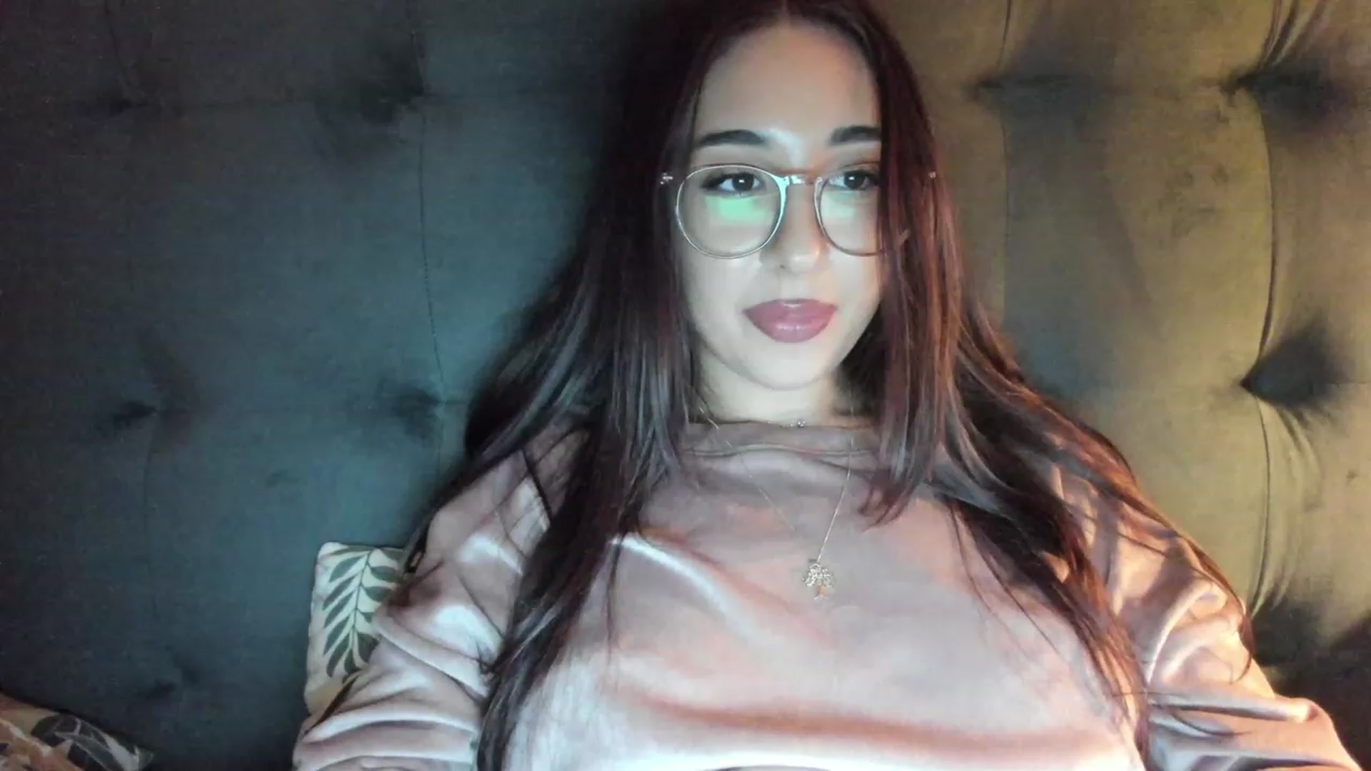 Gallery image thumbnail from Cataleya's myfreecams stream on, 12/16/2023, 24:24 image 14 of 20