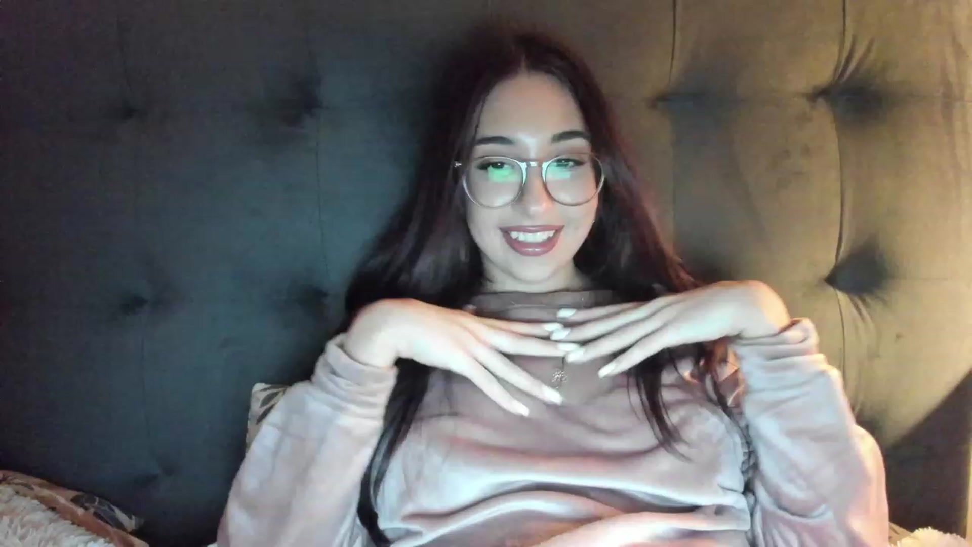 Gallery image thumbnail from Cataleya's myfreecams stream on, 12/16/2023, 24:24 image 12 of 20