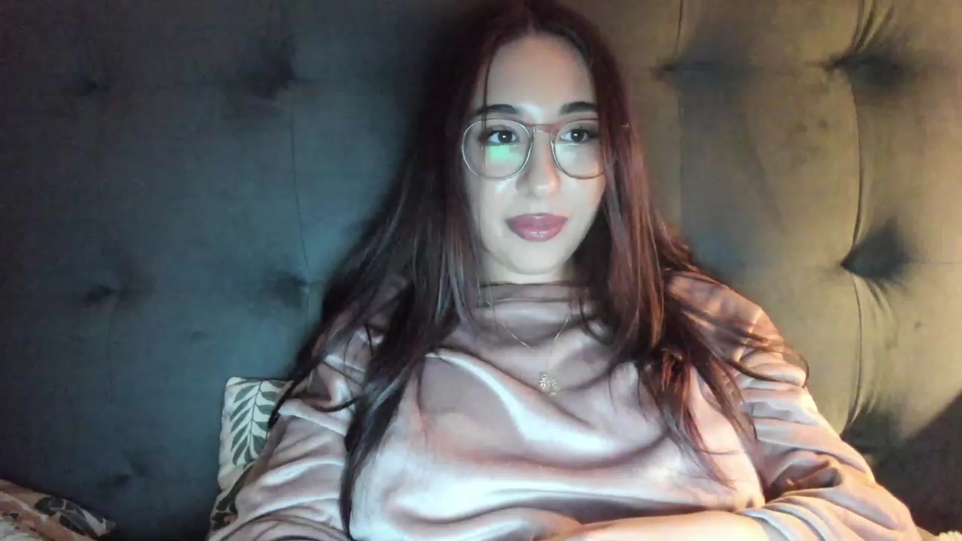 Gallery image thumbnail from Cataleya's myfreecams stream on, 12/16/2023, 24:24 image 19 of 20