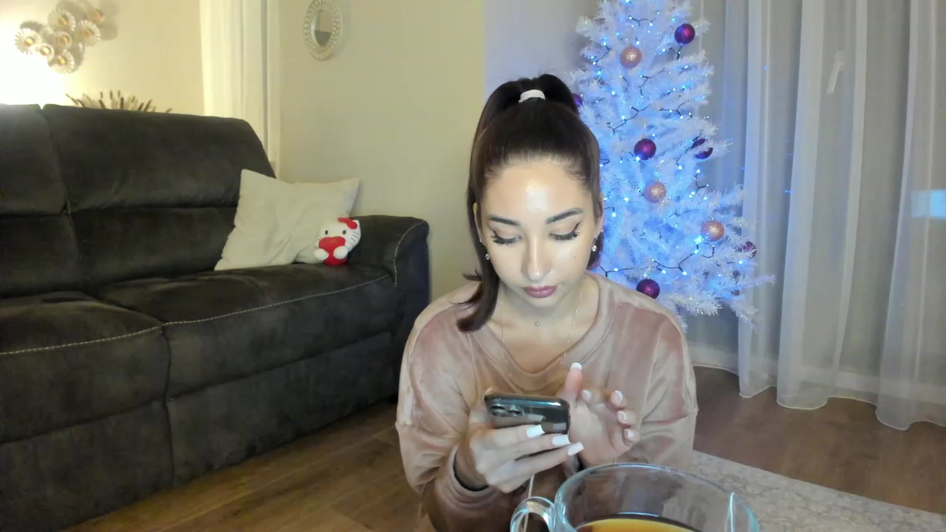 Gallery image thumbnail from Cataleya's myfreecams stream on, 12/17/2023, 22:23 image 11 of 20