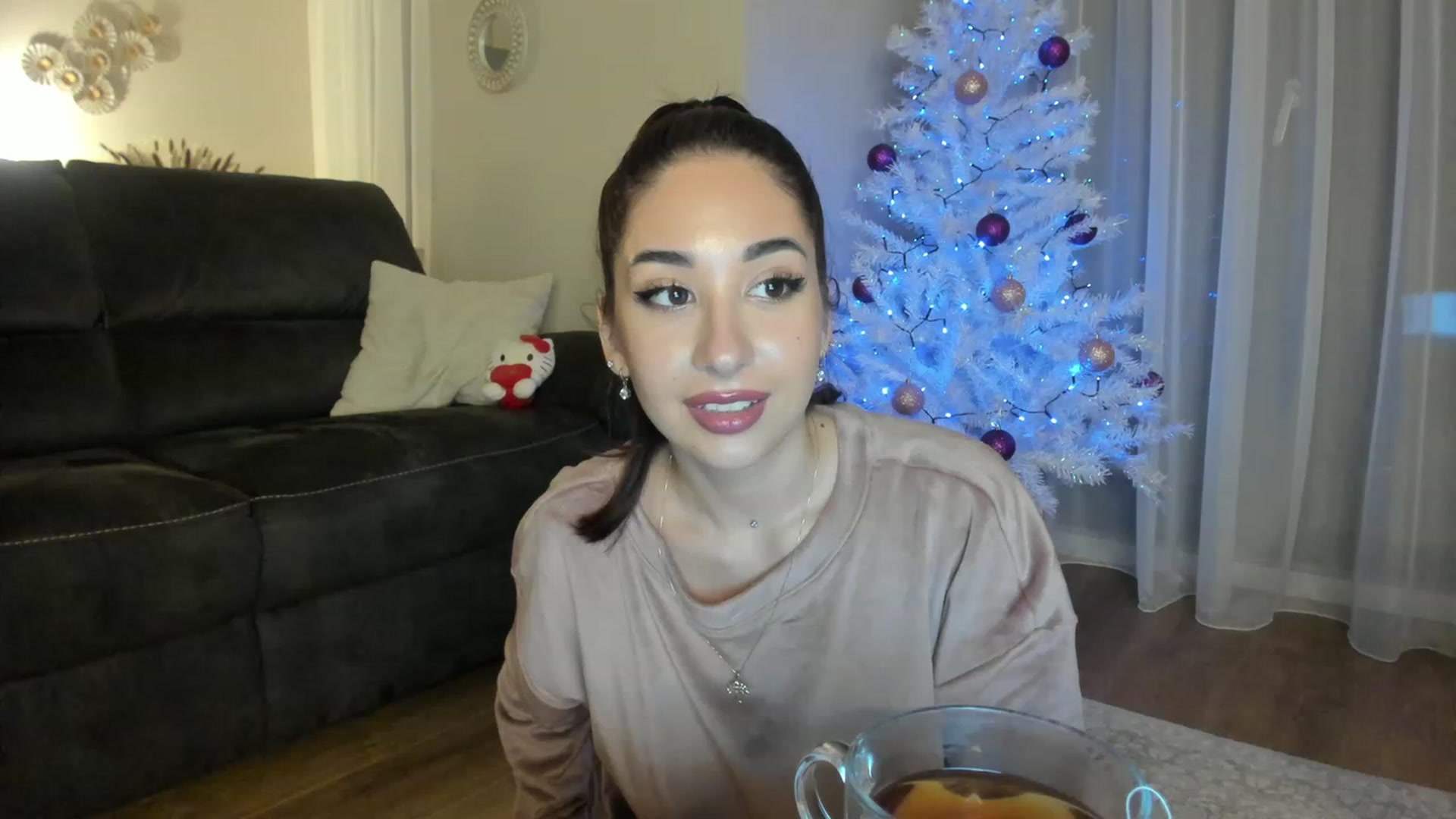 Gallery image thumbnail from Cataleya's myfreecams stream on, 12/17/2023, 22:23 image 10 of 20