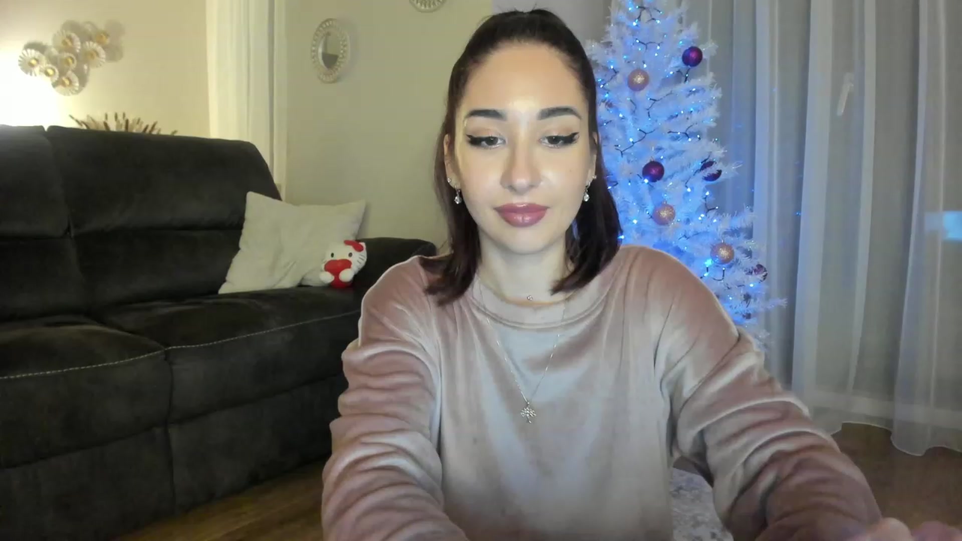 Gallery image thumbnail from Cataleya's myfreecams stream on, 12/17/2023, 22:23 image 6 of 20