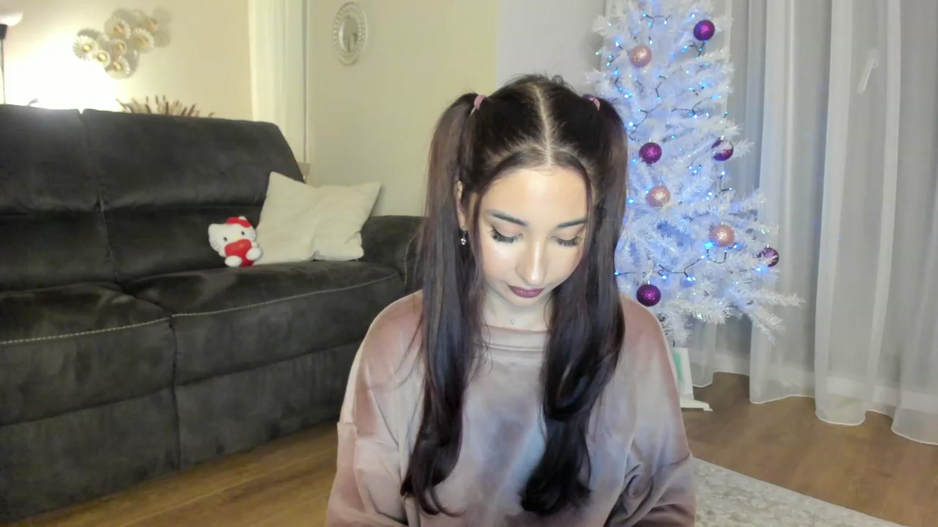 Gallery image thumbnail from Cataleya's myfreecams stream on, 12/22/2023, 23:07 image 4 of 20