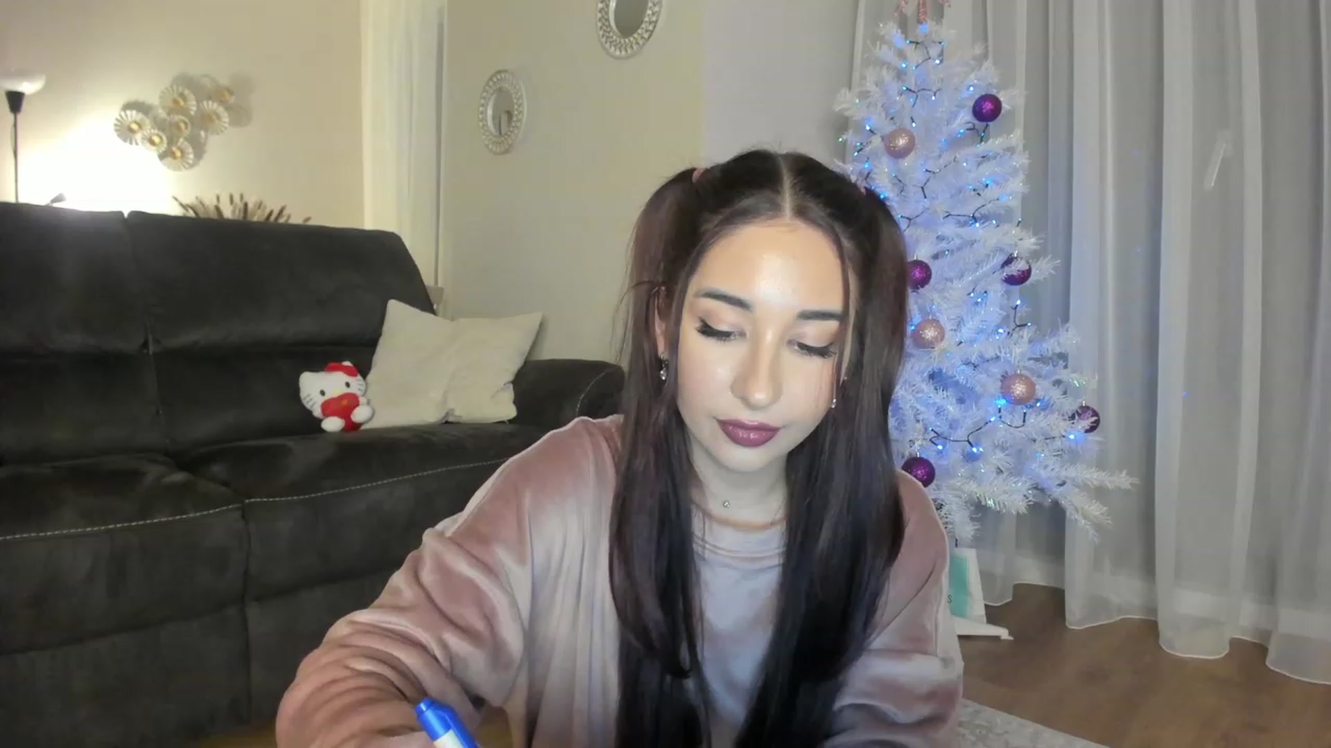 Gallery image thumbnail from Cataleya's myfreecams stream on, 12/22/2023, 23:07 image 1 of 20