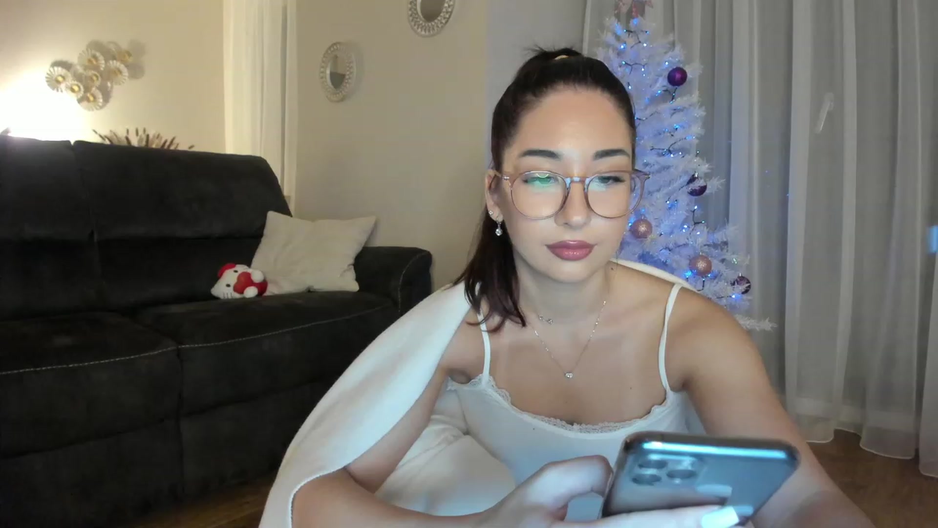 Gallery image thumbnail from Cataleya's myfreecams stream on, 12/23/2023, 23:30 image 15 of 20