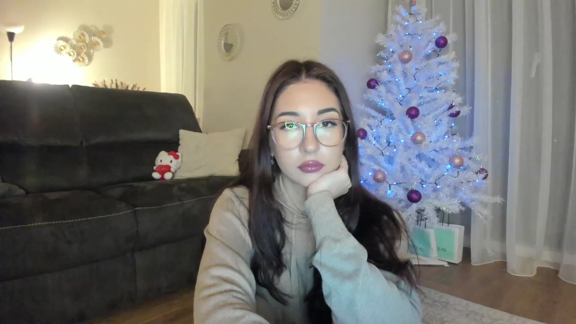 Gallery image thumbnail from Cataleya's myfreecams stream on, 12/24/2023, 21:06 image 3 of 20