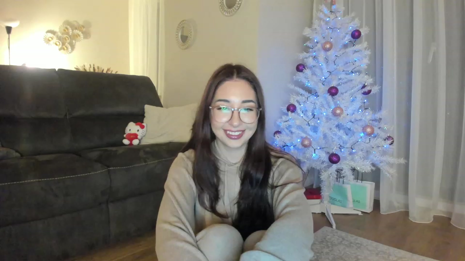 Gallery image thumbnail from Cataleya's myfreecams stream on, 12/24/2023, 21:06 image 4 of 20