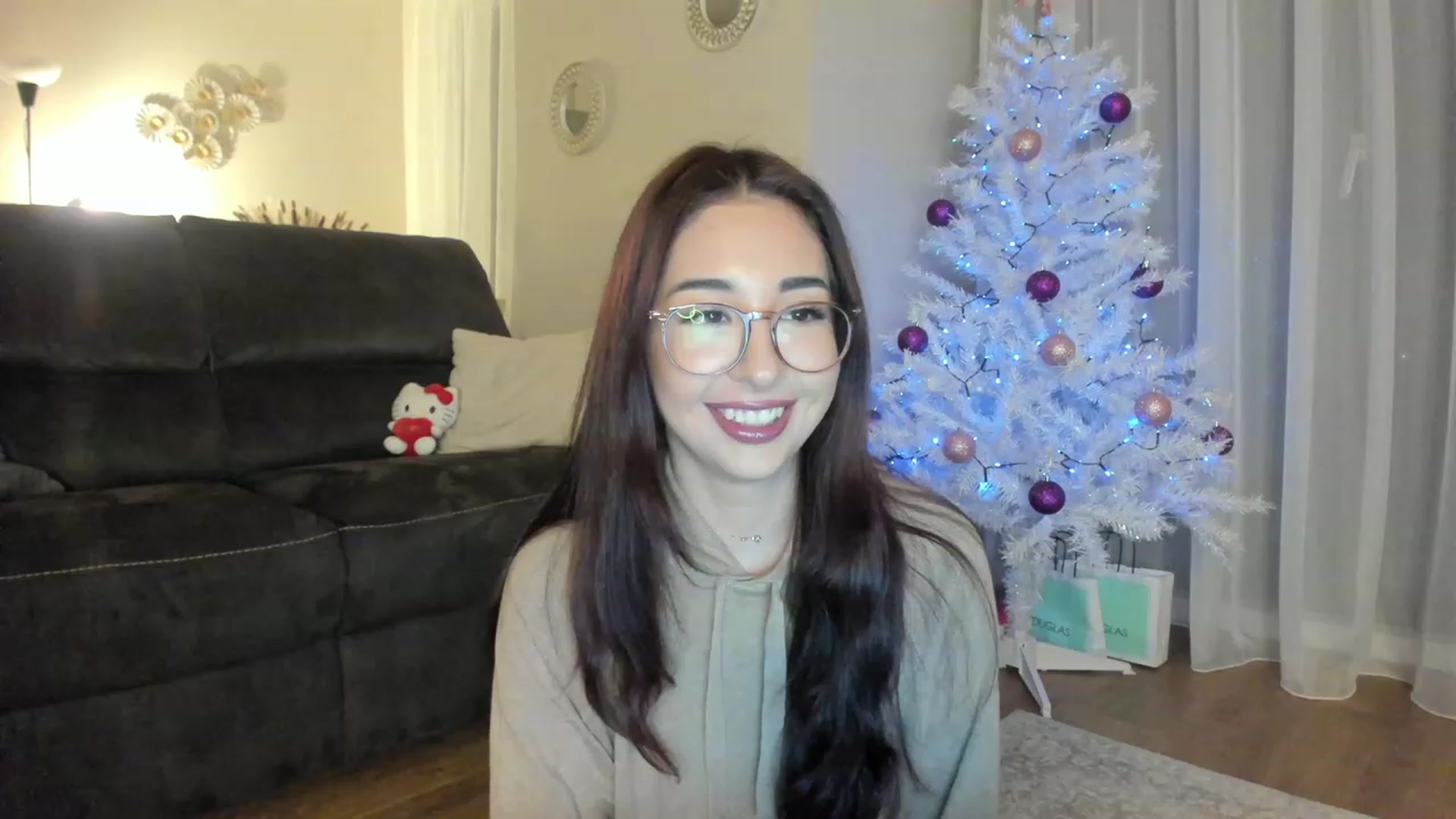 Gallery image thumbnail from Cataleya's myfreecams stream on, 12/24/2023, 21:06 image 5 of 20