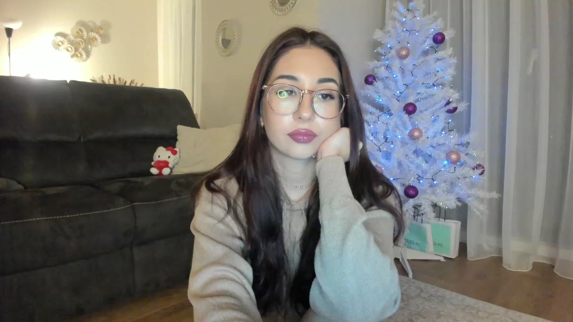 Gallery image thumbnail from Cataleya's myfreecams stream on, 12/24/2023, 21:06 image 17 of 20