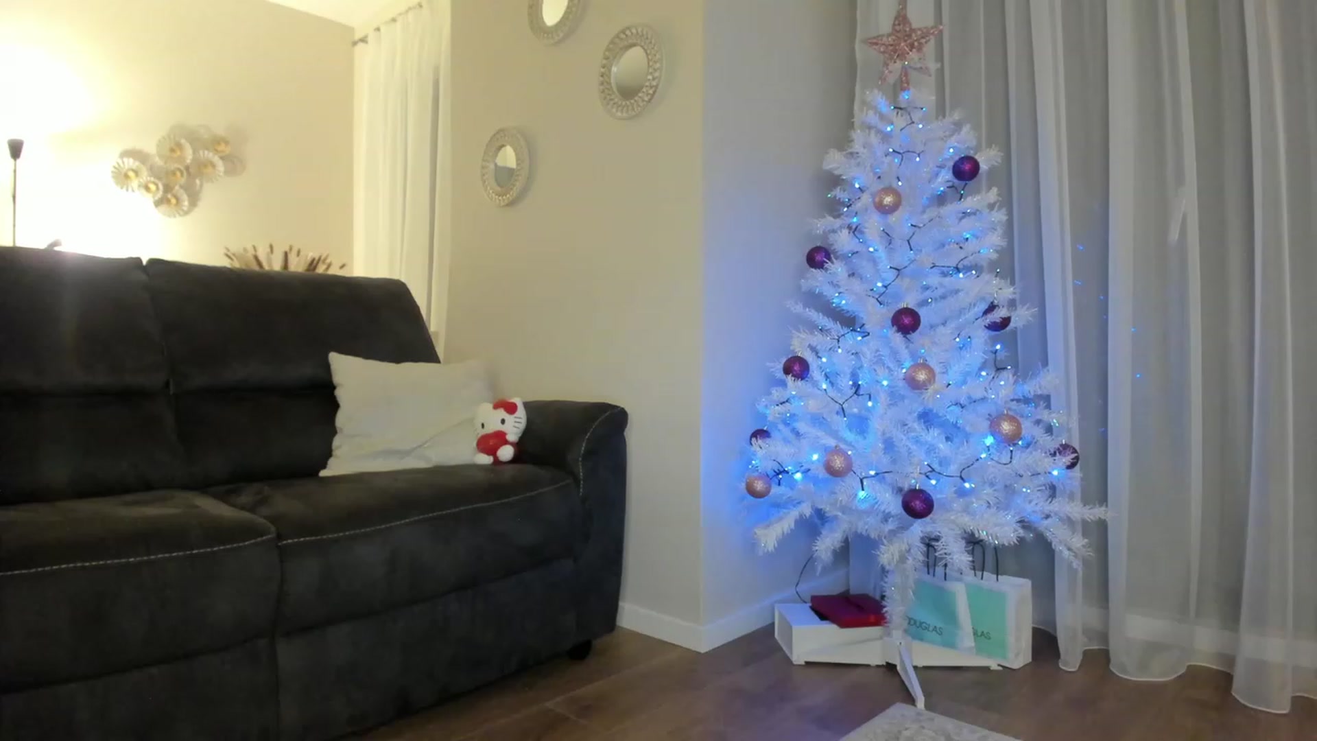 Gallery image thumbnail from Cataleya's myfreecams stream on, 12/25/2023, 23:39 image 13 of 20