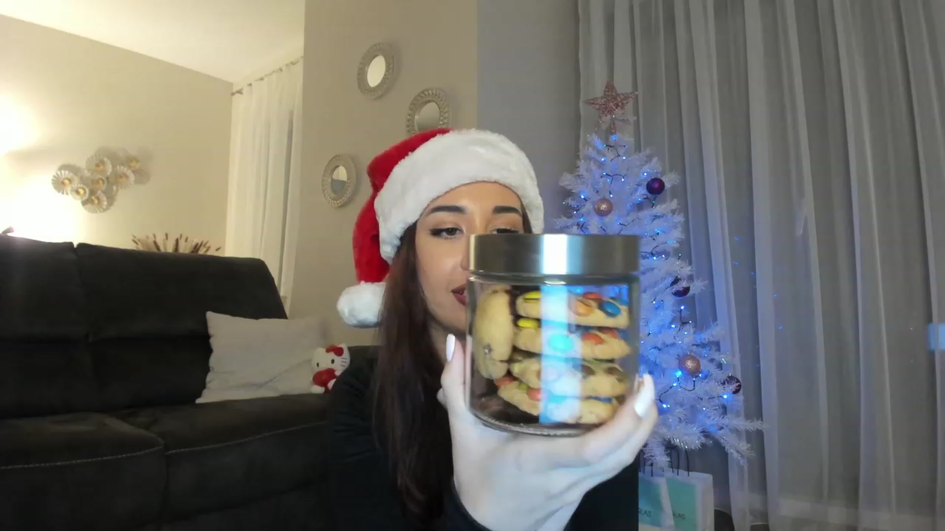 Gallery image thumbnail from Cataleya's myfreecams stream on, 12/25/2023, 23:39 image 7 of 20