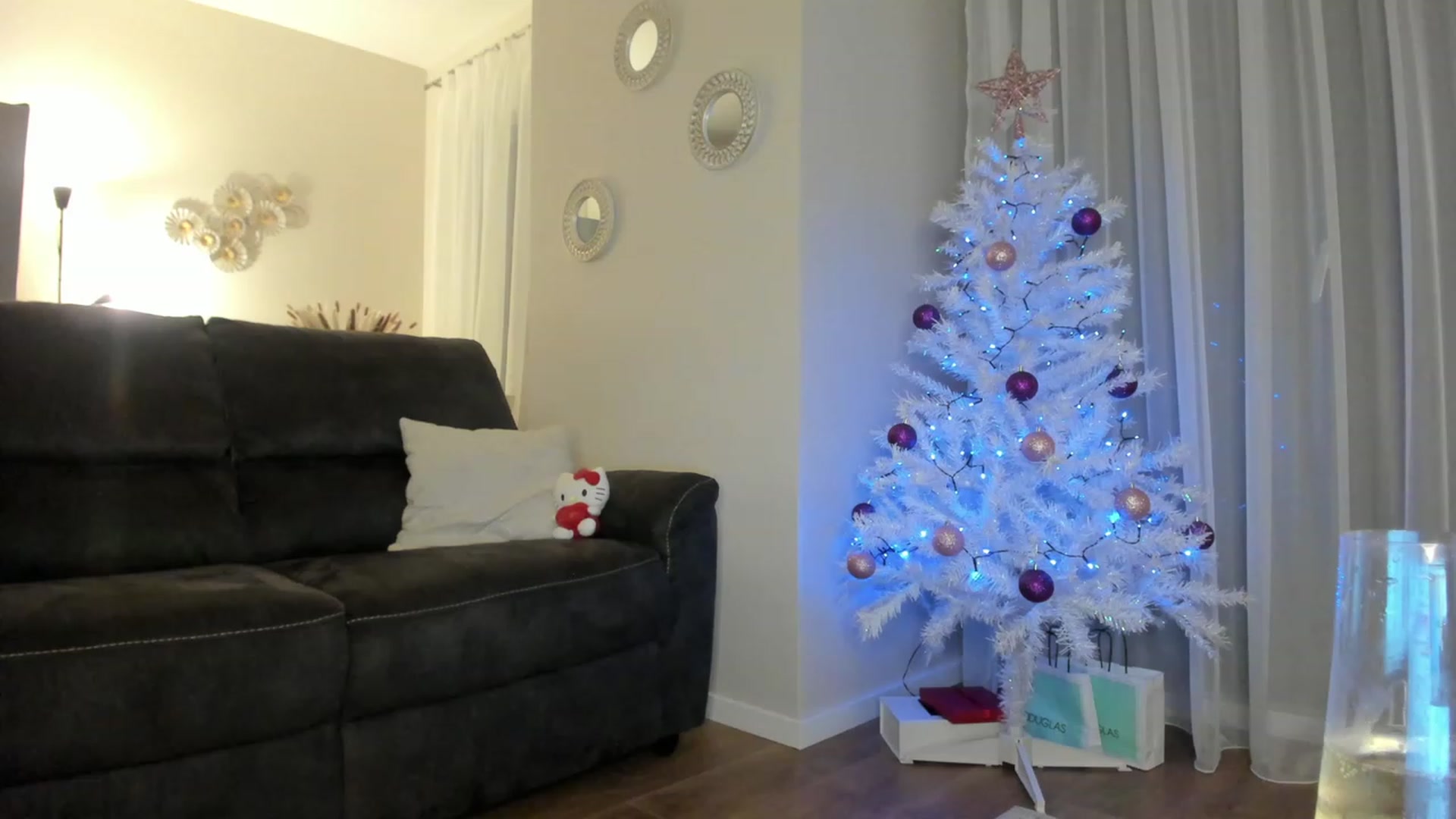 Gallery image thumbnail from Cataleya's myfreecams stream on, 12/26/2023, 24:01 image 17 of 20