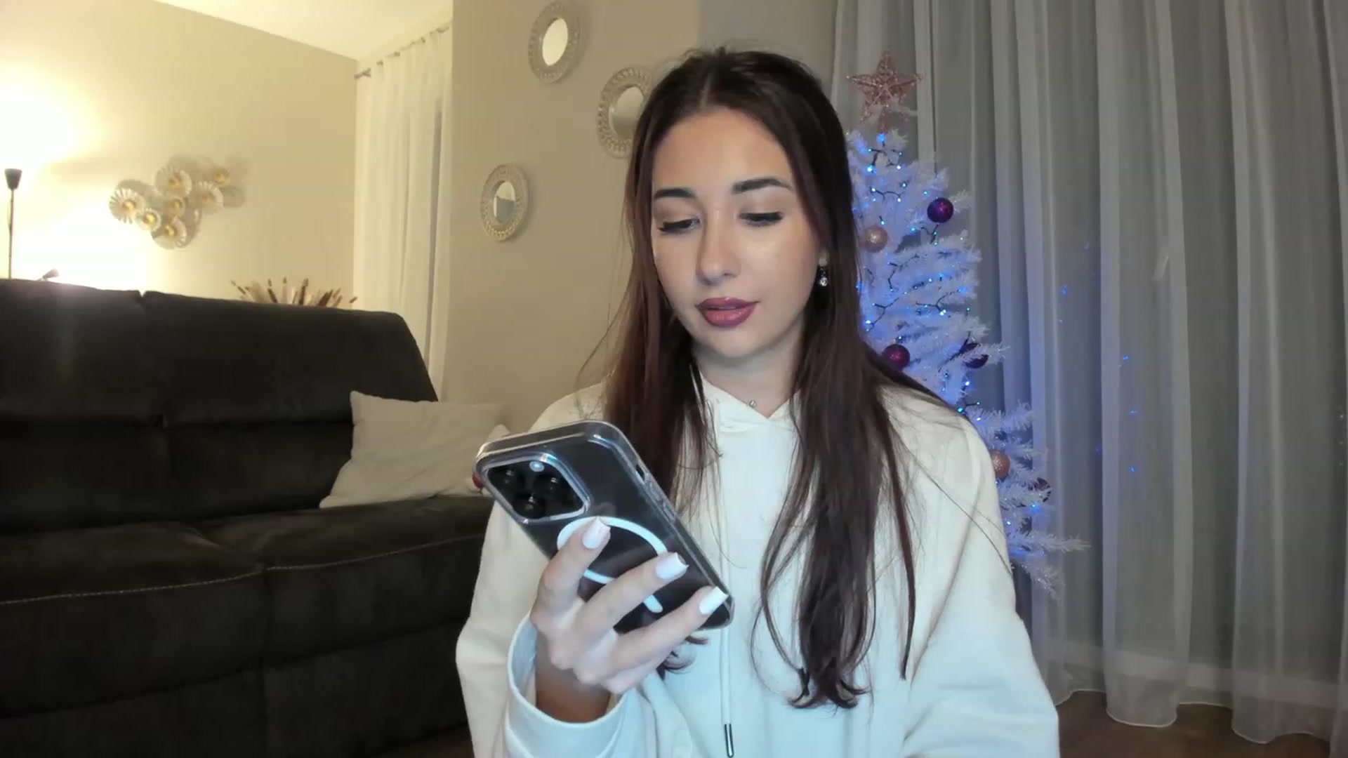 Gallery image thumbnail from Cataleya's myfreecams stream on, 12/27/2023, 22:56 image 18 of 20