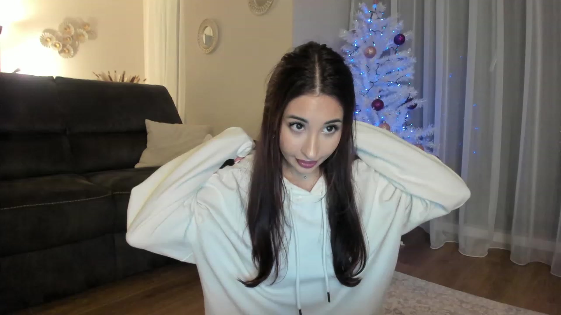 Gallery image thumbnail from Cataleya's myfreecams stream on, 12/27/2023, 22:56 image 5 of 20