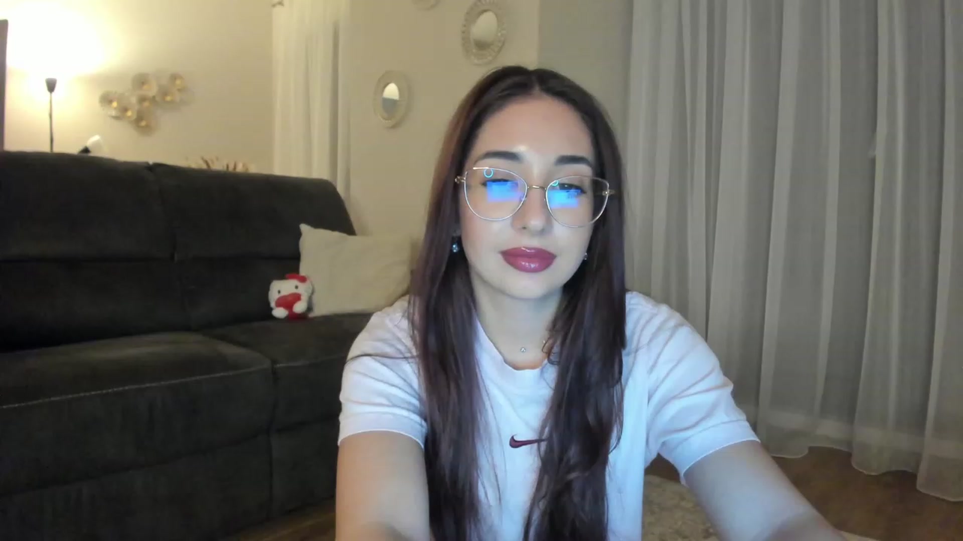 Gallery image thumbnail from Cataleya's myfreecams stream on, 01/22/2024, 24:00 image 5 of 20