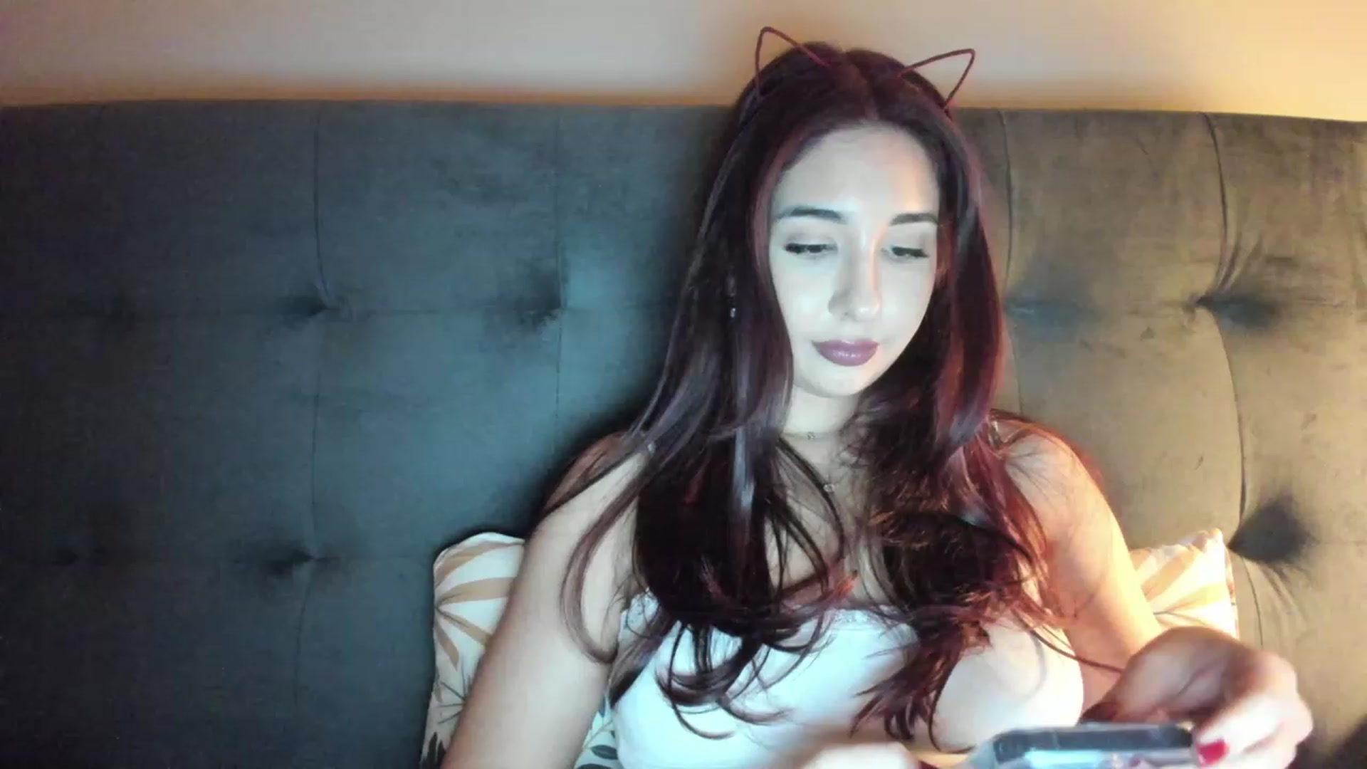 Gallery image thumbnail from Cataleya's myfreecams stream on, 01/31/2024, 24:01 image 10 of 20