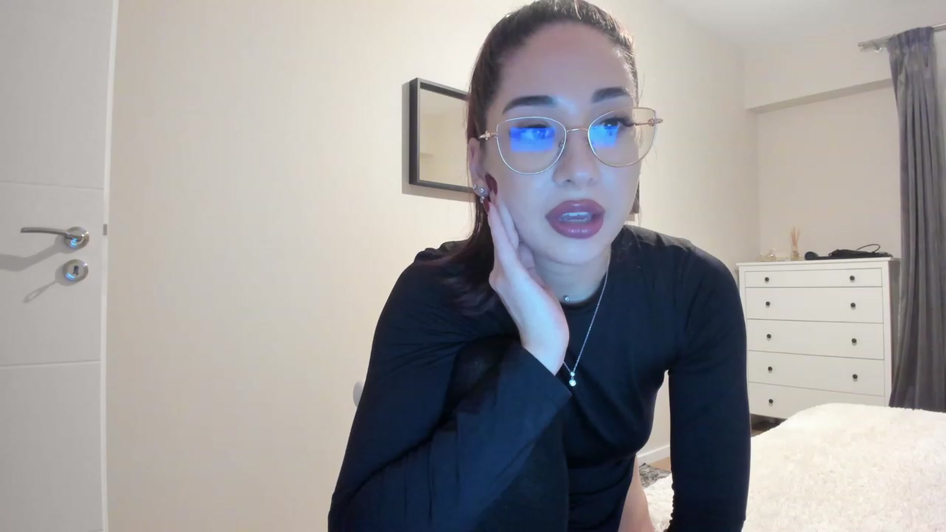 Gallery image thumbnail from Cataleya's myfreecams stream on, 03/09/2024, 22:53 image 5 of 20