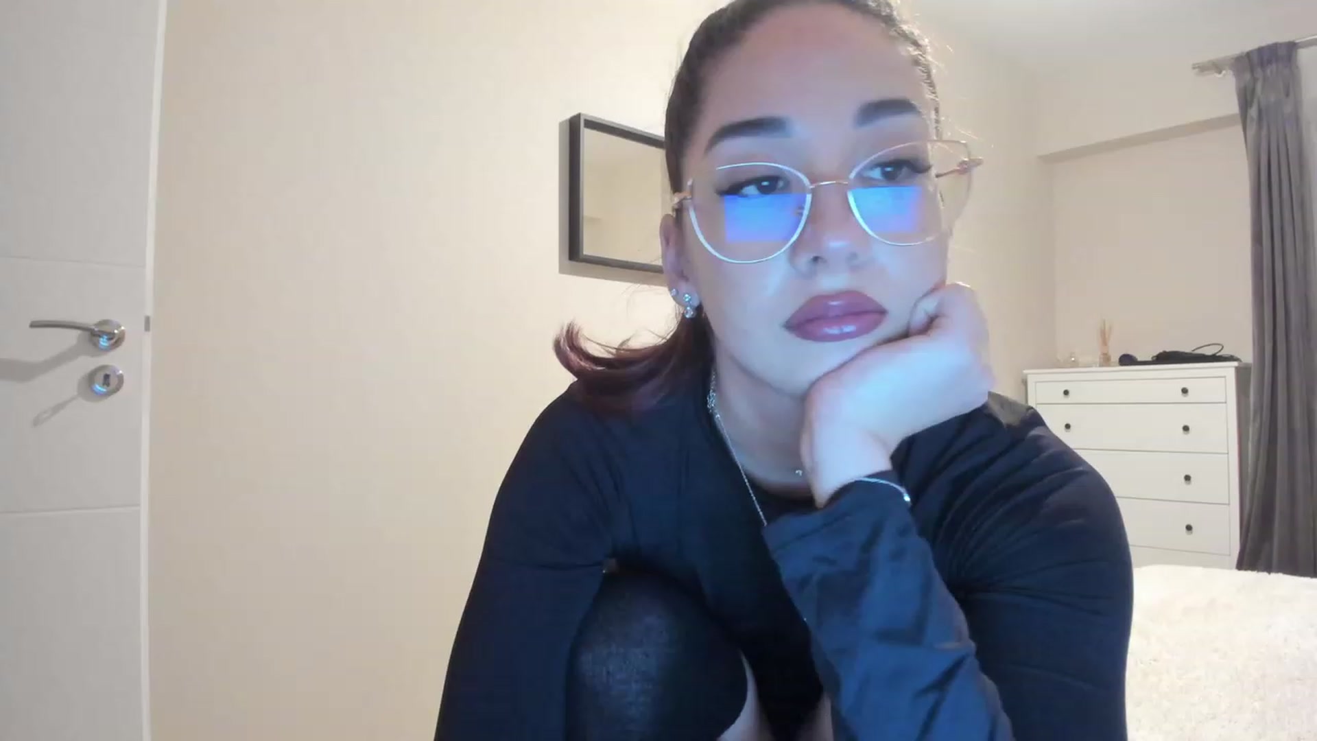 Gallery image thumbnail from Cataleya's myfreecams stream on, 03/09/2024, 22:53 image 16 of 20