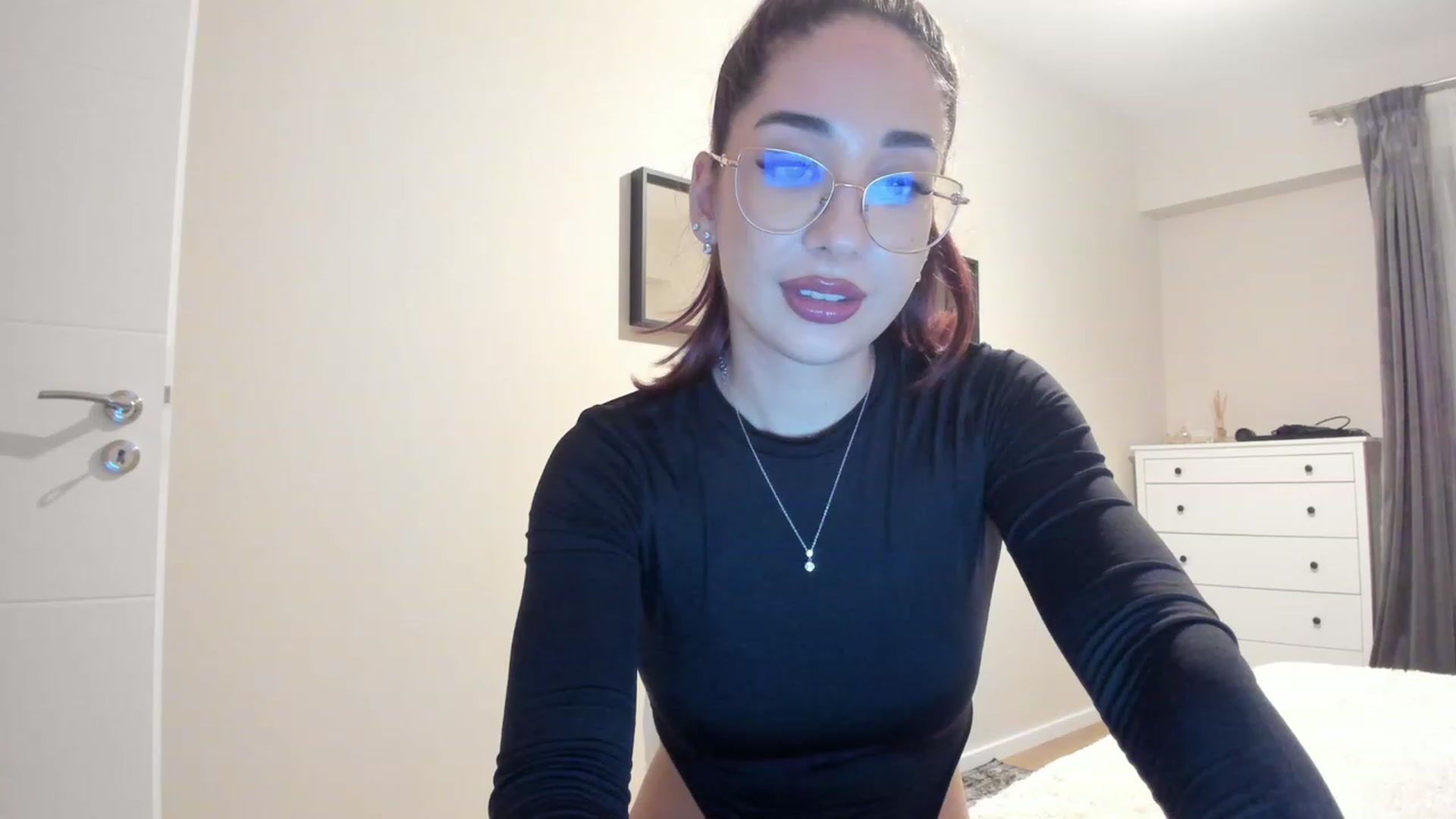 Gallery image thumbnail from Cataleya's myfreecams stream on, 03/09/2024, 22:53 image 8 of 20