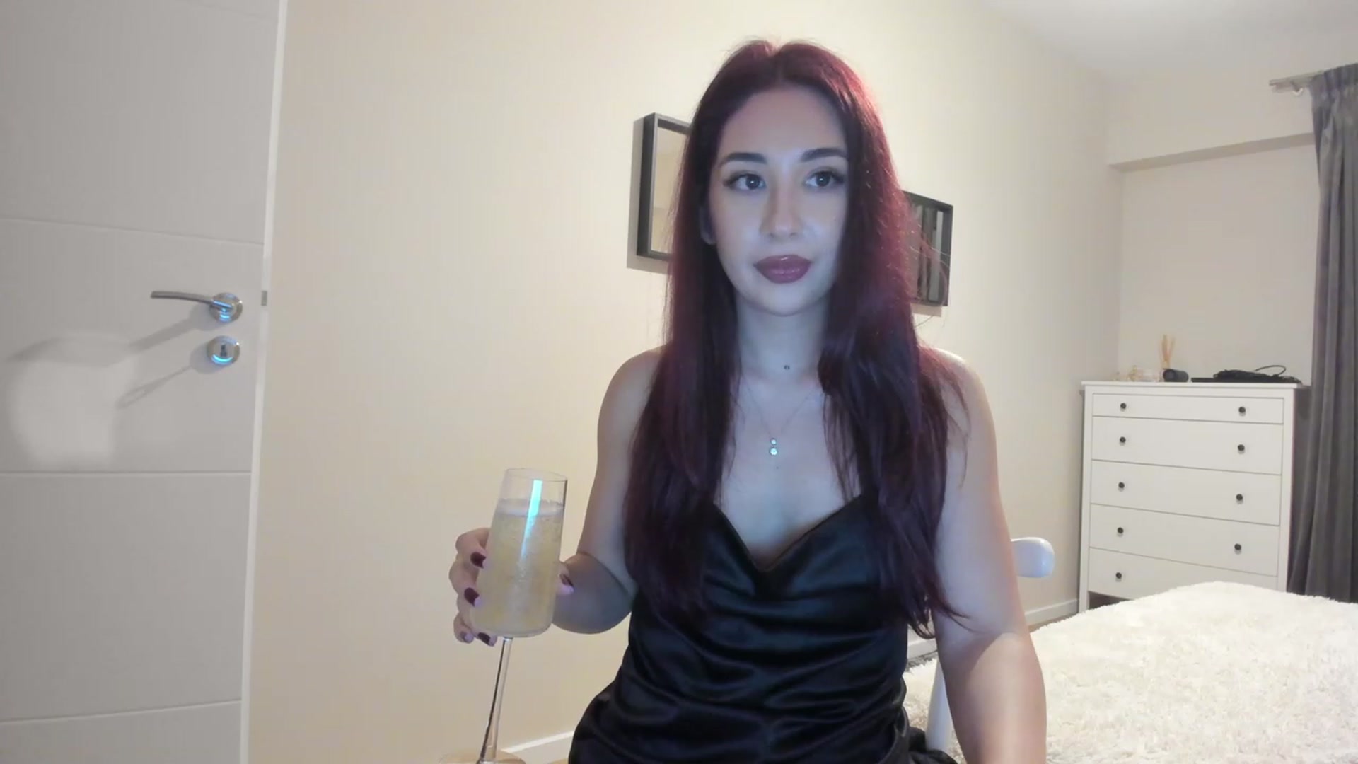 Gallery image thumbnail from Cataleya's myfreecams stream on, 03/13/2024, 22:39 image 10 of 20