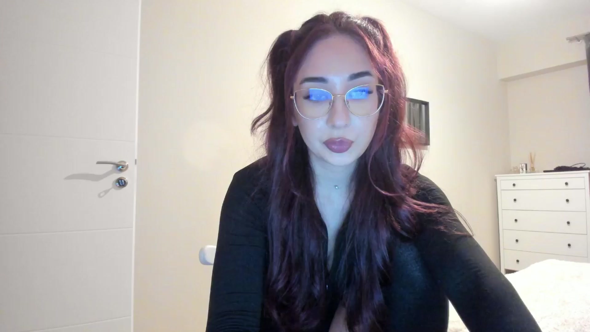 Gallery image thumbnail from Cataleya's myfreecams stream on, 03/23/2024, 22:27 image 10 of 20