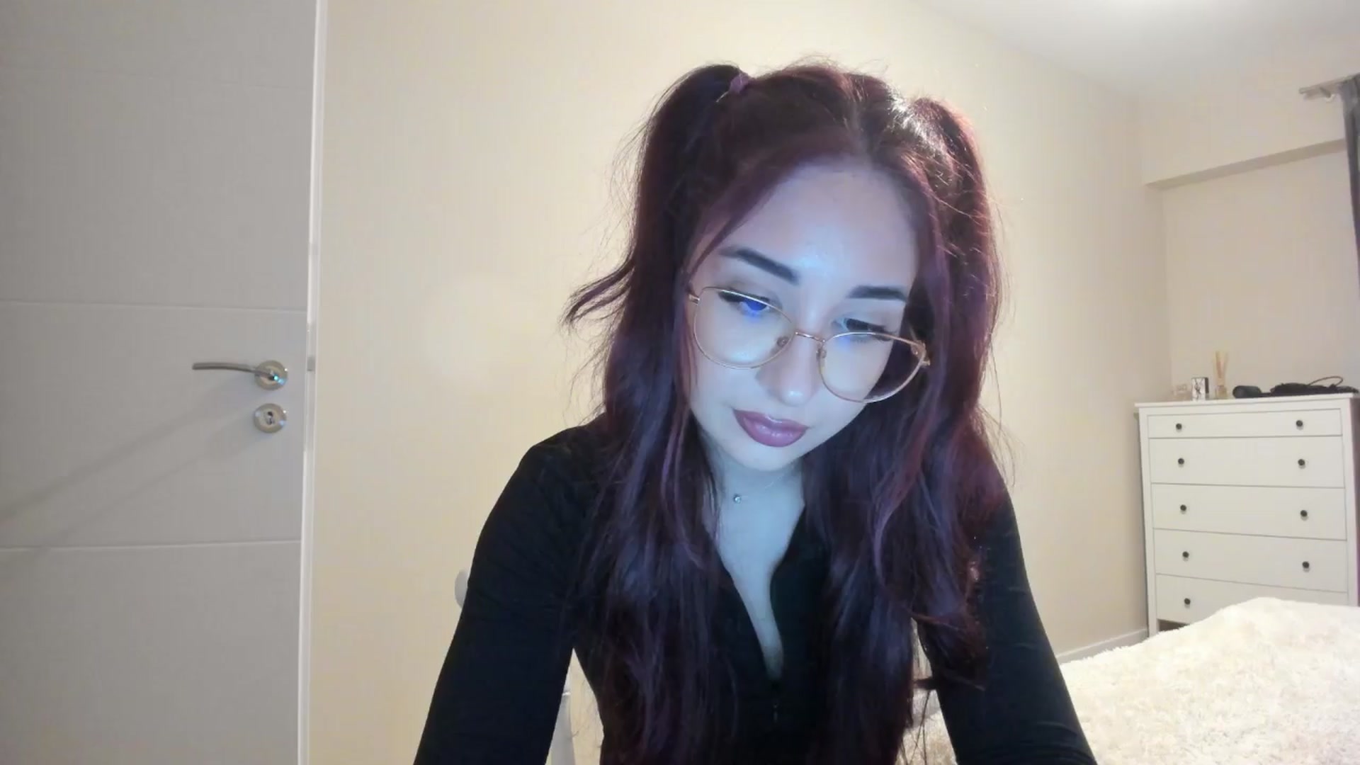 Gallery image thumbnail from Cataleya's myfreecams stream on, 03/23/2024, 22:27 image 9 of 20