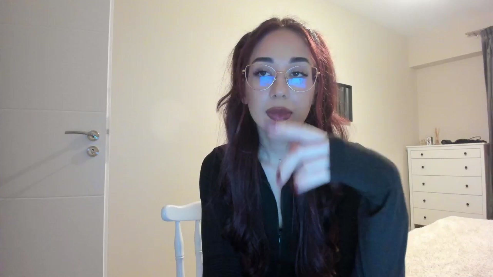 Gallery image thumbnail from Cataleya's myfreecams stream on, 03/23/2024, 22:27 image 4 of 20