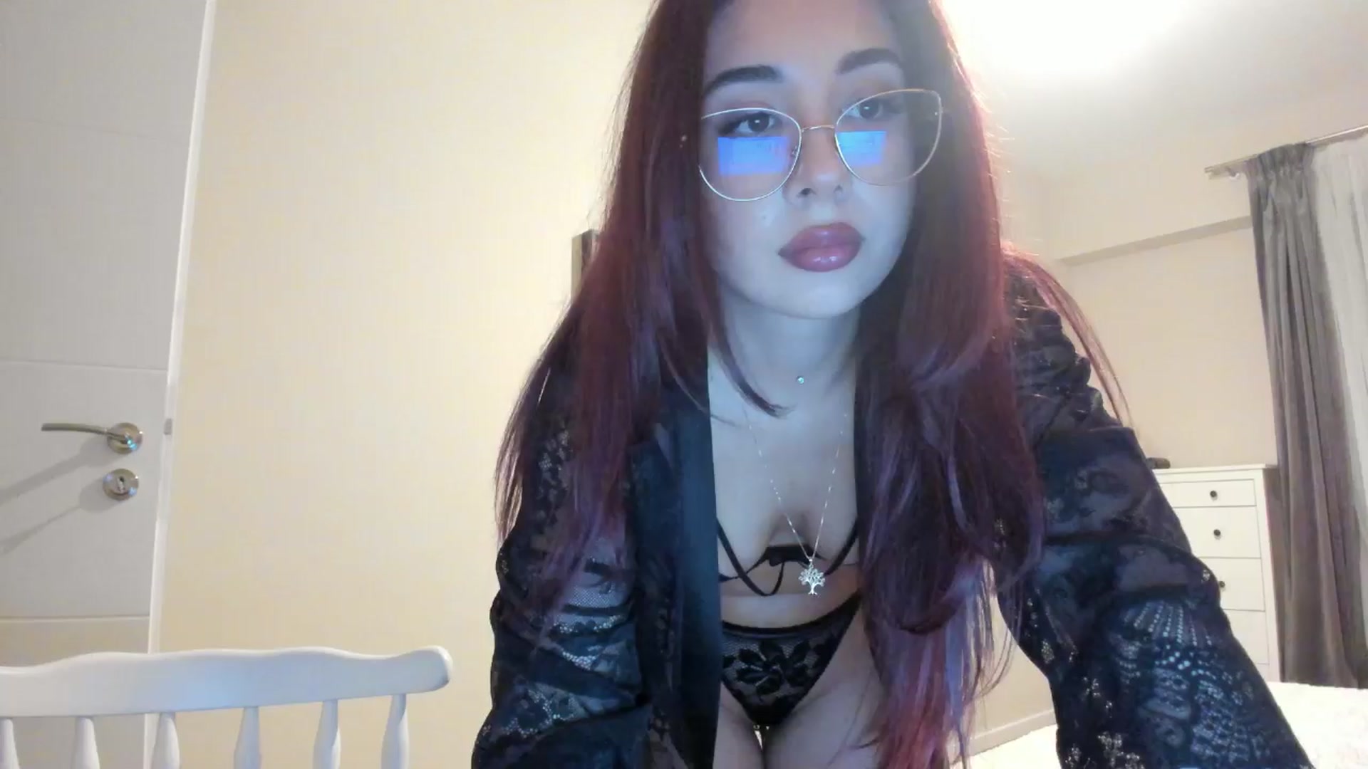 Gallery image thumbnail from Cataleya's myfreecams stream on, 03/25/2024, 21:40 image 18 of 20