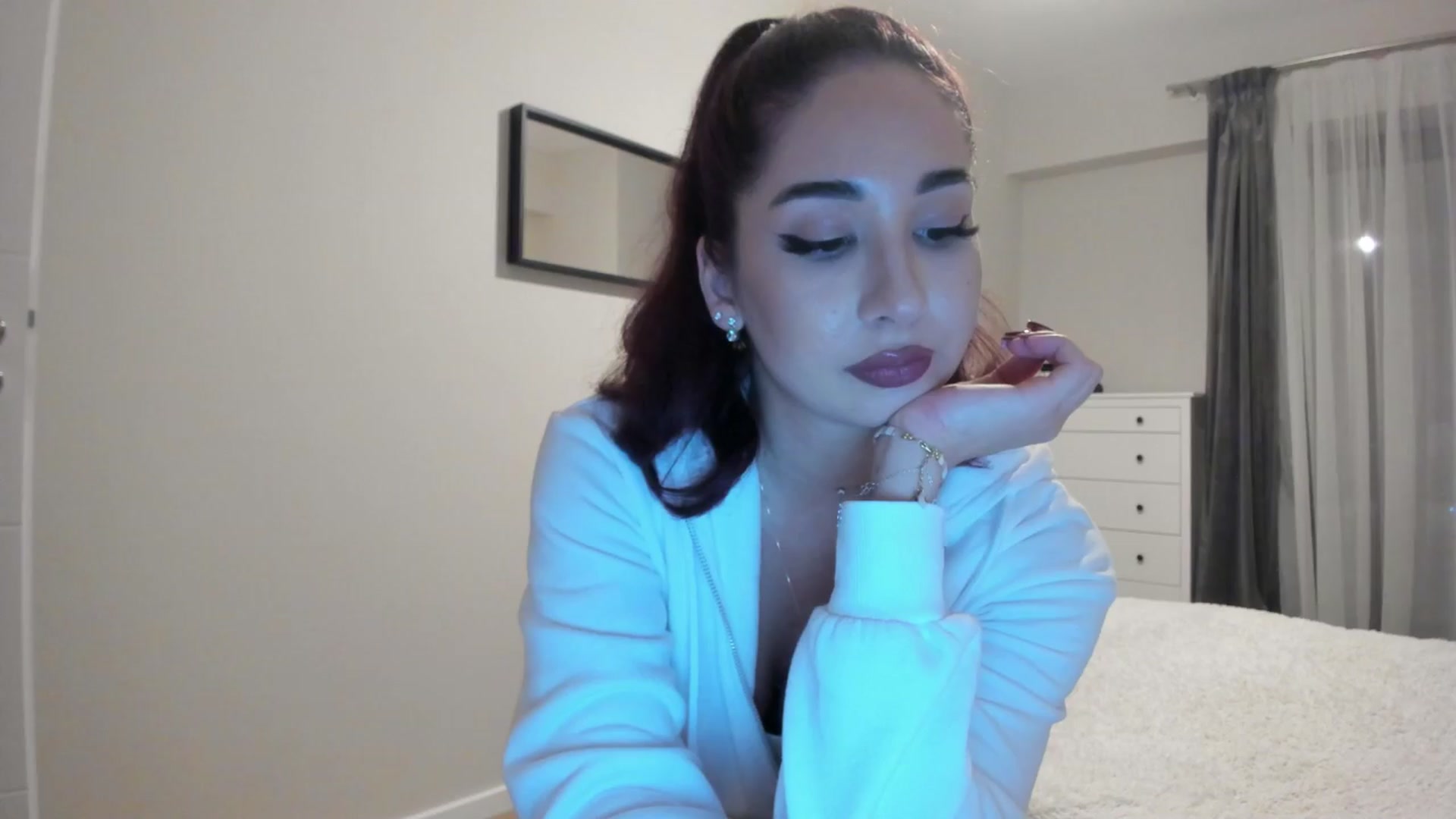 Gallery image thumbnail from Cataleya's myfreecams stream on, 03/27/2024, 20:58 image 8 of 20