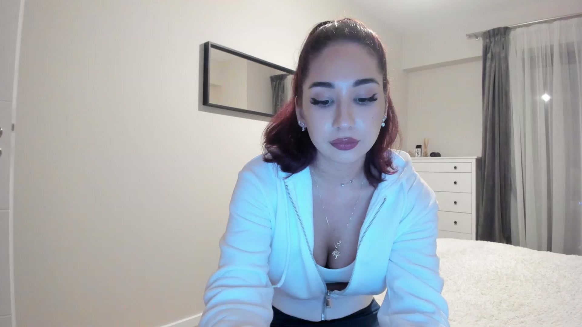 Gallery image thumbnail from Cataleya's myfreecams stream on, 03/27/2024, 20:58 image 16 of 20
