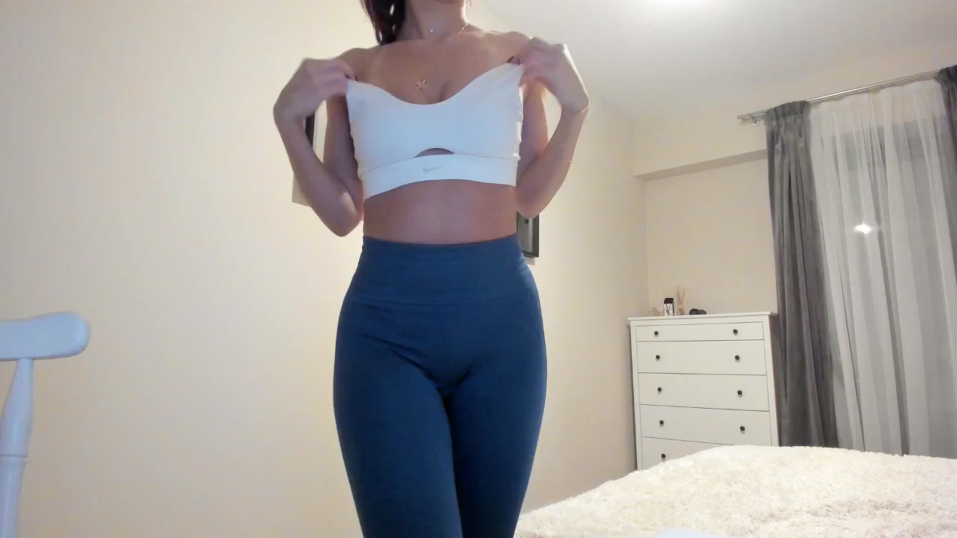 Gallery image thumbnail from Cataleya's myfreecams stream on, 03/27/2024, 22:27 image 17 of 20