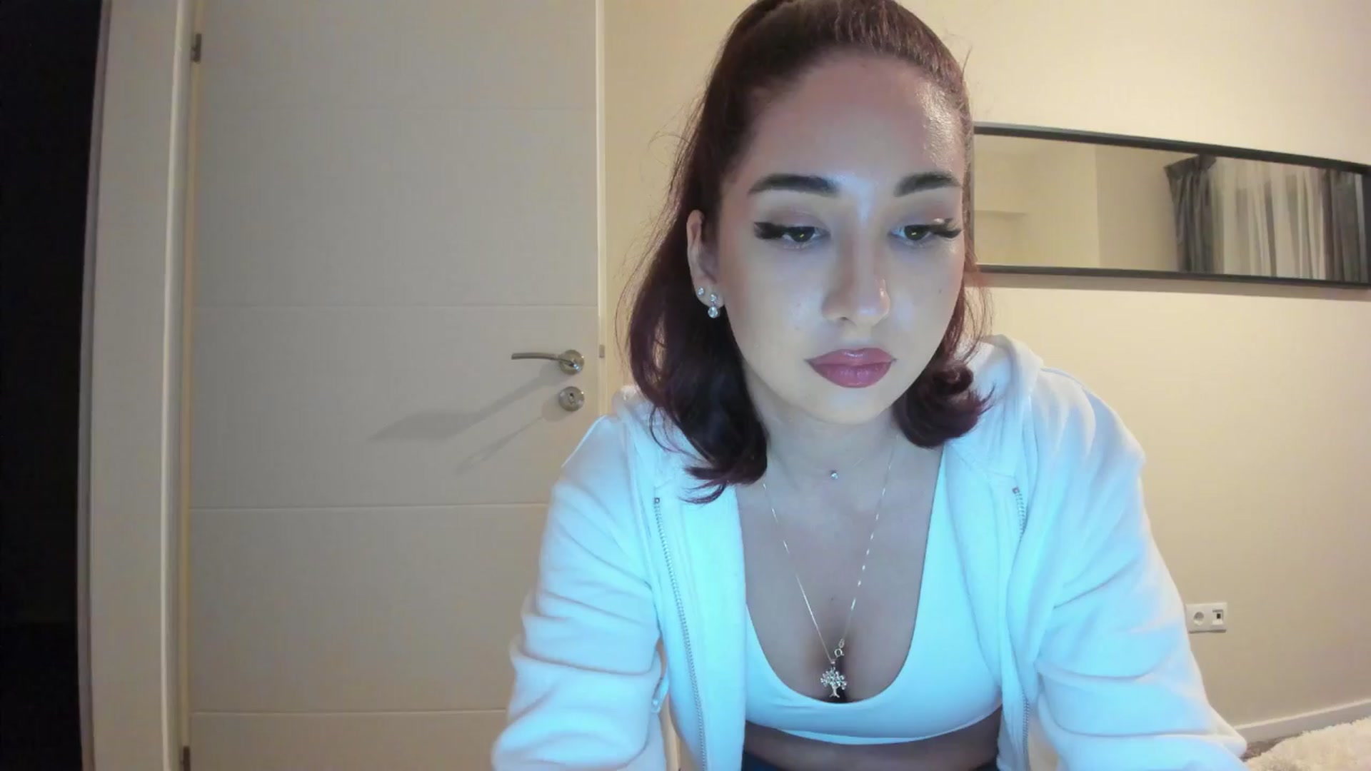 Gallery image thumbnail from Cataleya's myfreecams stream on, 03/27/2024, 22:27 image 10 of 20