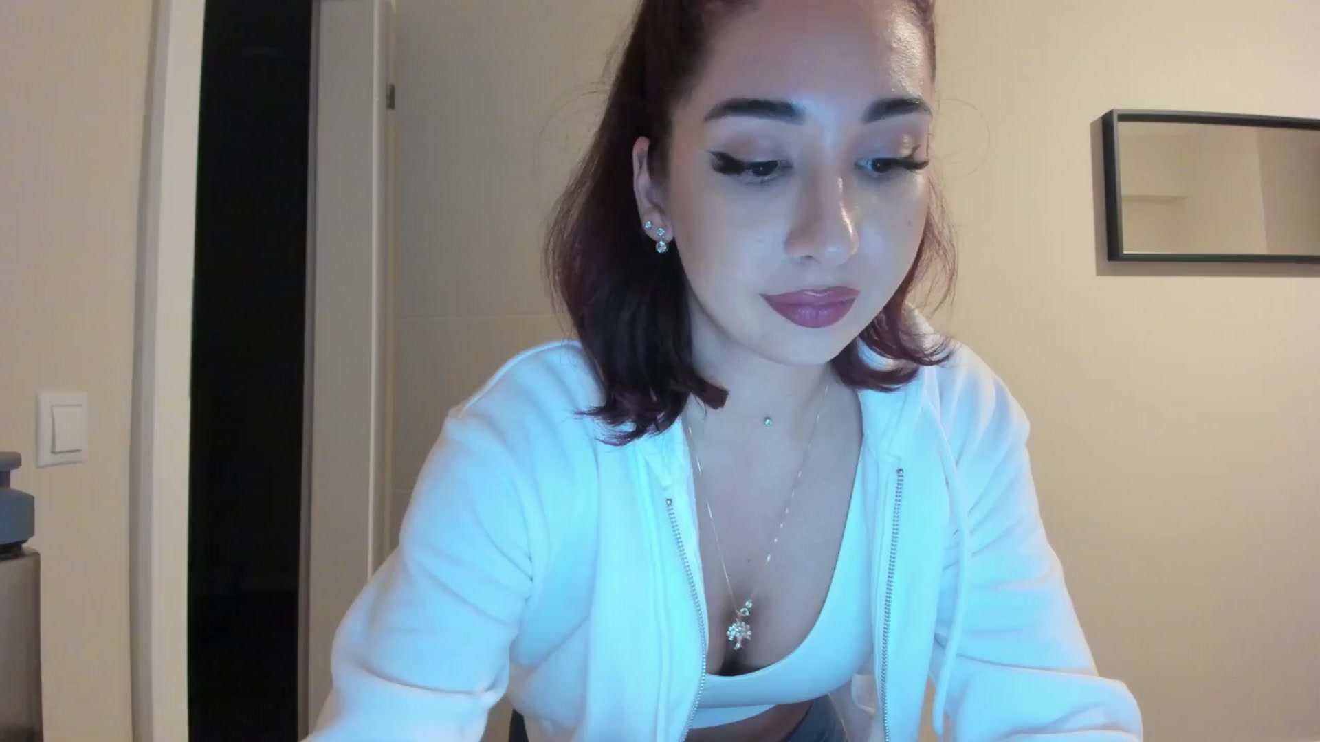Gallery image thumbnail from Cataleya's myfreecams stream on, 03/27/2024, 22:27 image 20 of 20
