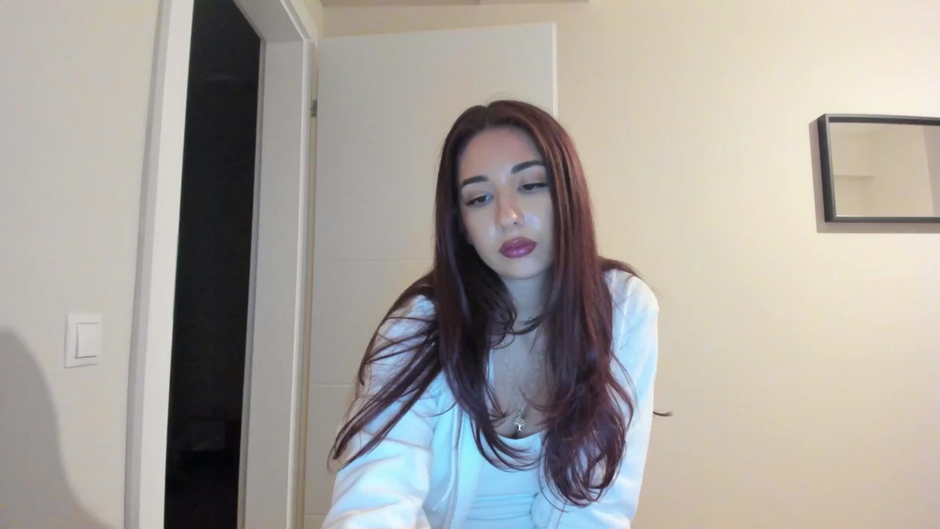 Gallery image thumbnail from Cataleya's myfreecams stream on, 04/08/2024, 21:44 image 10 of 20