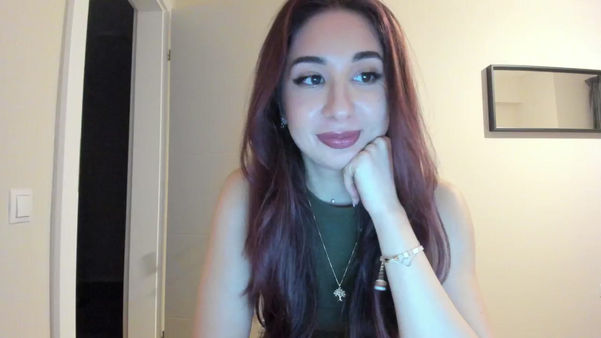 Gallery image thumbnail from Cataleya's myfreecams stream on, 04/15/2024, 22:04 image 15 of 20