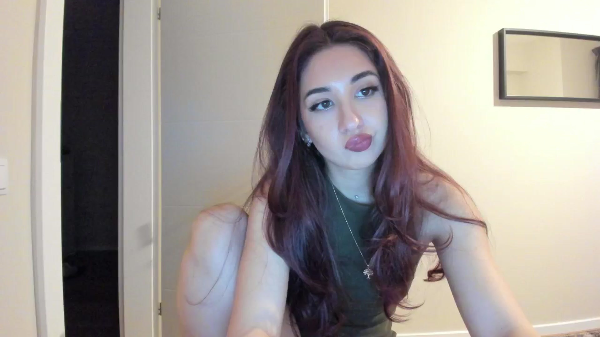 Gallery image thumbnail from Cataleya's myfreecams stream on, 04/15/2024, 22:04 image 7 of 20