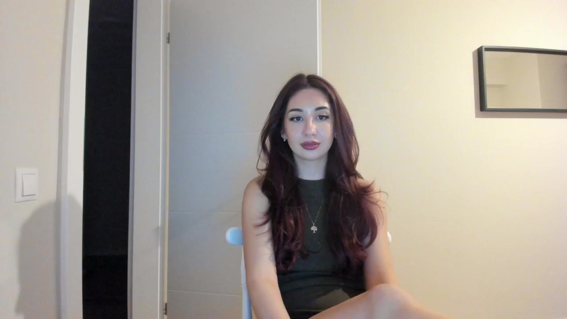 Gallery image thumbnail from Cataleya's myfreecams stream on, 04/15/2024, 22:04 image 1 of 20